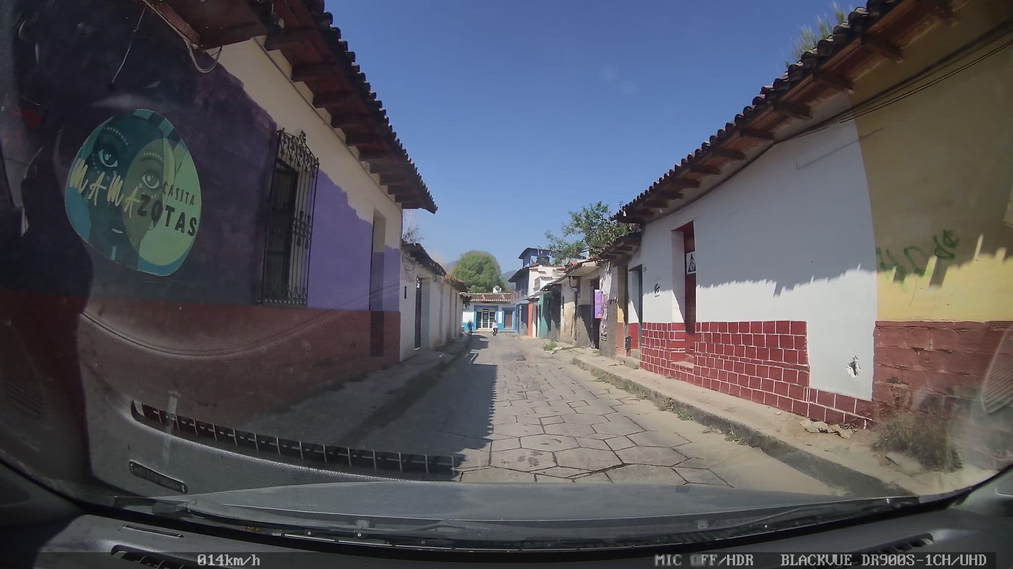Street view near Hostal de la Muerte, San Cristóbal de las Casas — © nicovargas (CC BY-SA · Mapillary)