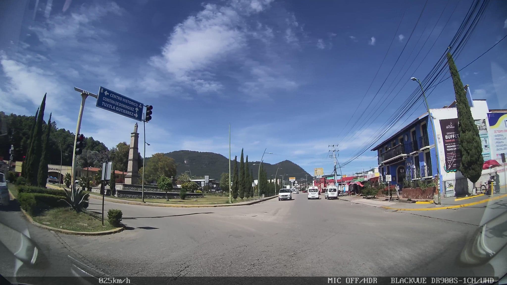 Street view near Hotel Alcatraz, San Cristóbal de las Casas — © nicovargas (CC BY-SA · Mapillary)