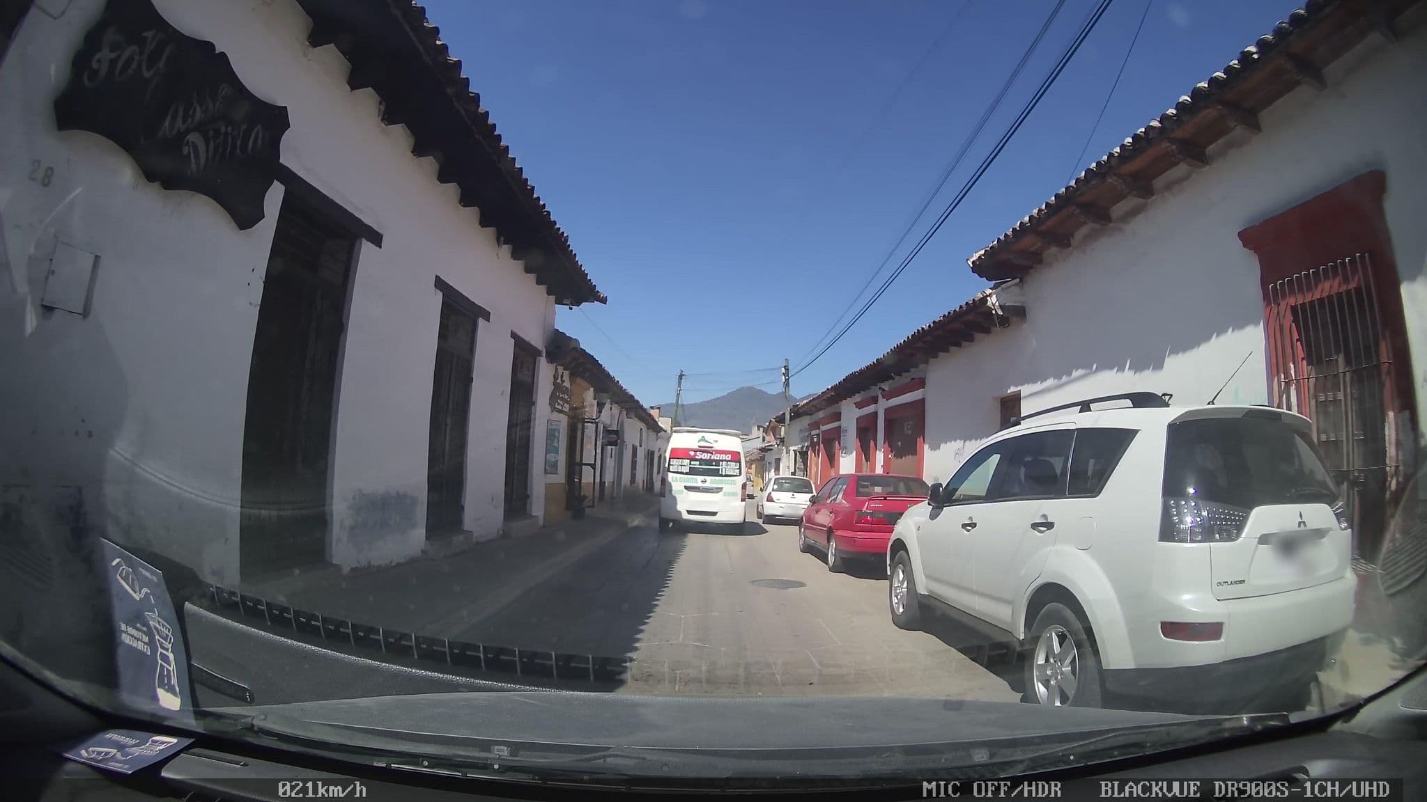Street view near Casa De Familia, San Cristóbal de las Casas — © nicovargas (CC BY-SA · Mapillary)