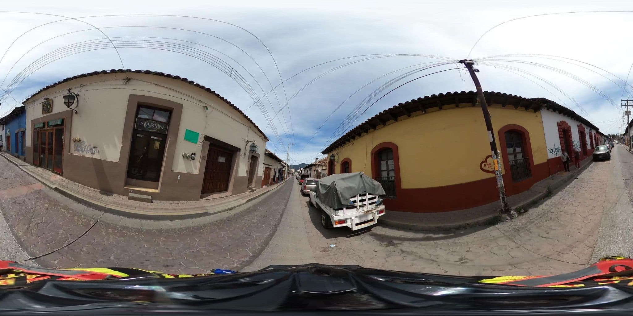 Street view near Hotel Posada Caridad, San Cristóbal de las Casas — © nicovargas (CC BY-SA · Mapillary)