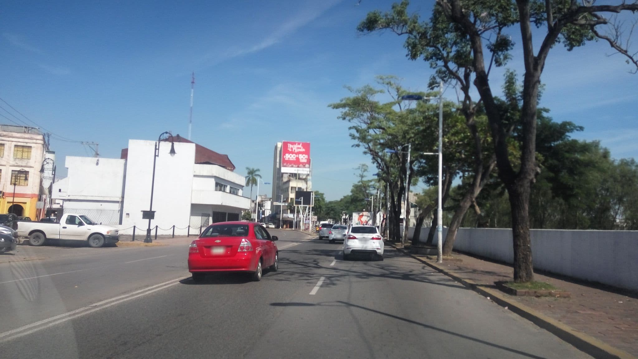 Street view near Hotel Casa Real, Villahermosa — © rafaecheve (CC BY-SA · Mapillary)