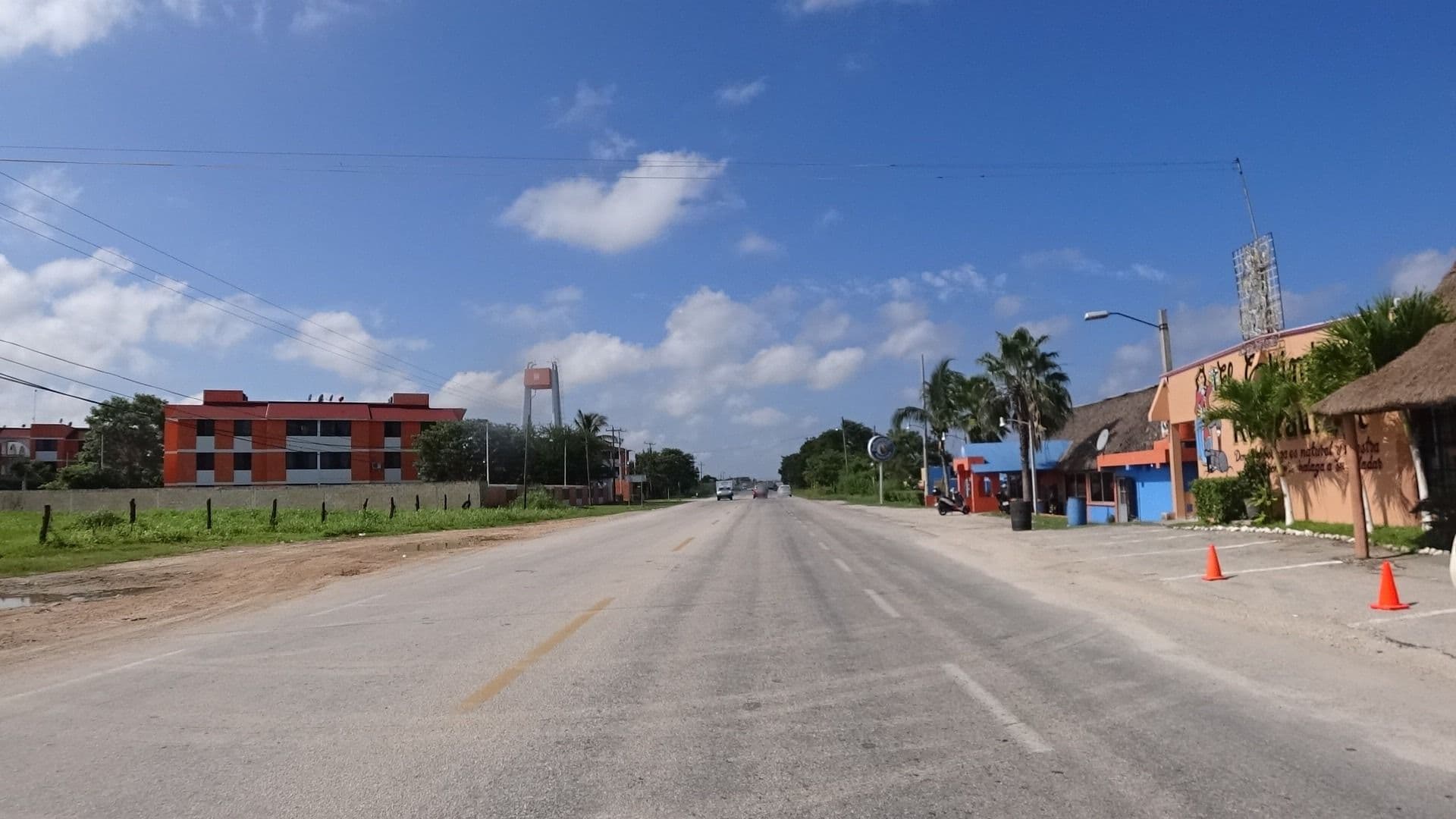Street view near Hotel Baluartes, Champotón — © z0rg (CC BY-SA · Mapillary)