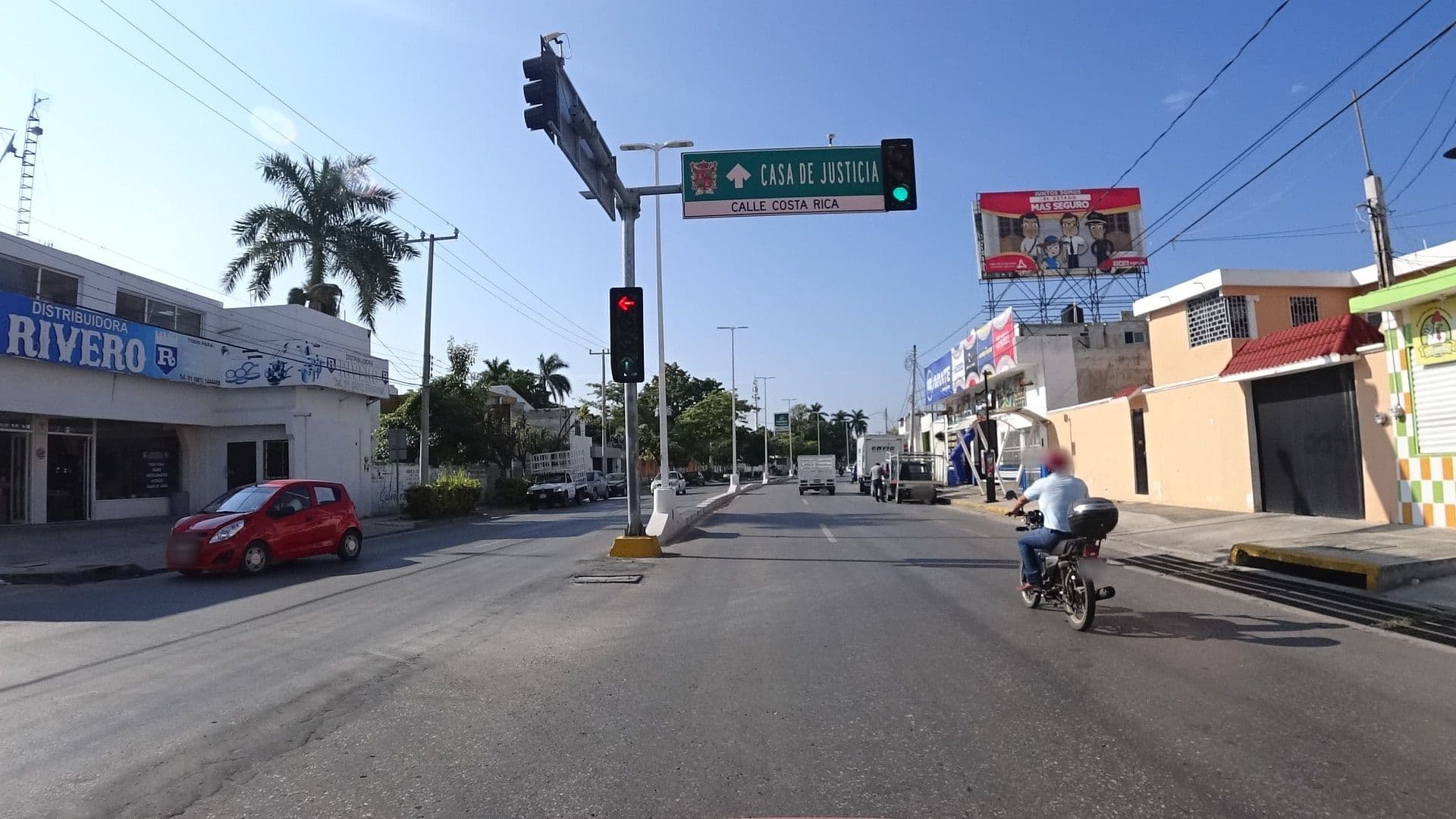Street view near La Guaranducha Inn, Campeche — © z0rg (CC BY-SA · Mapillary)