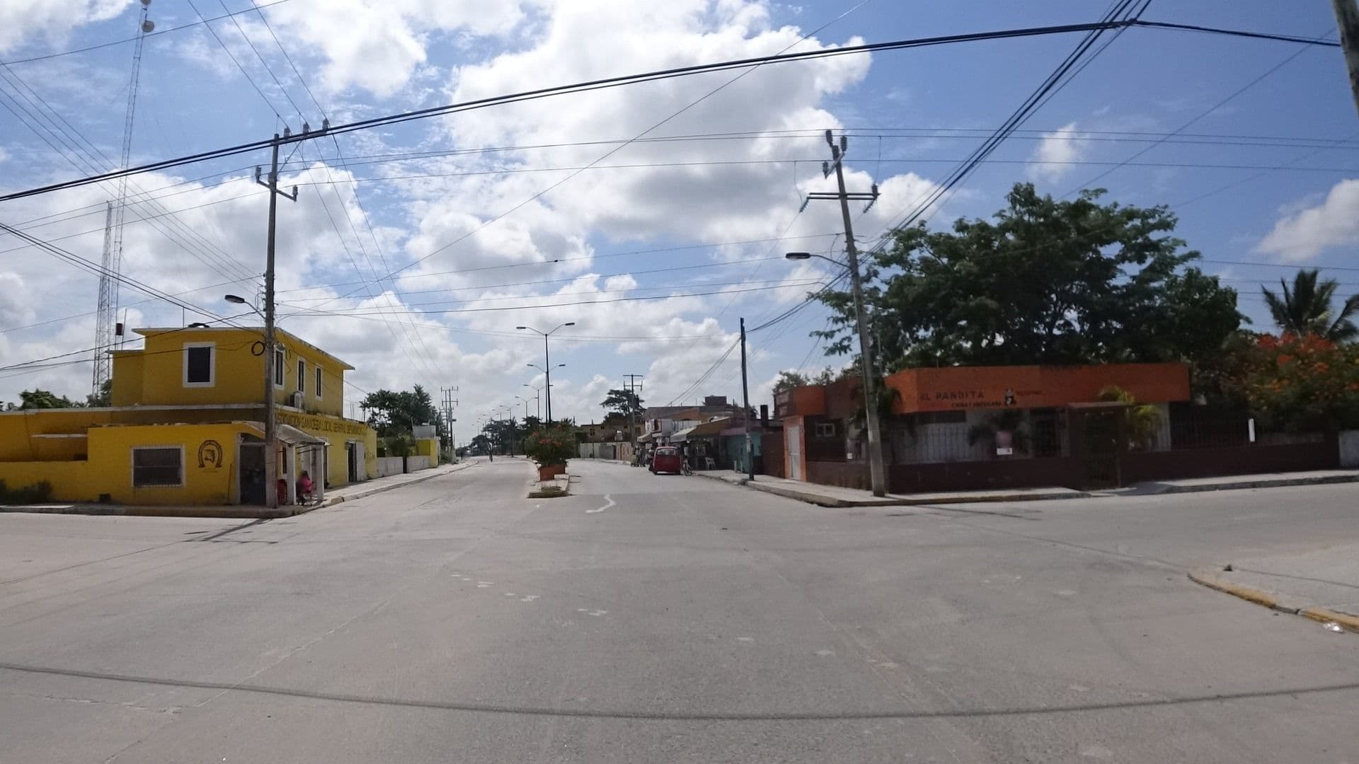 Street view near Hotel Aguilar, Sabancuy — © z0rg (CC BY-SA · Mapillary)