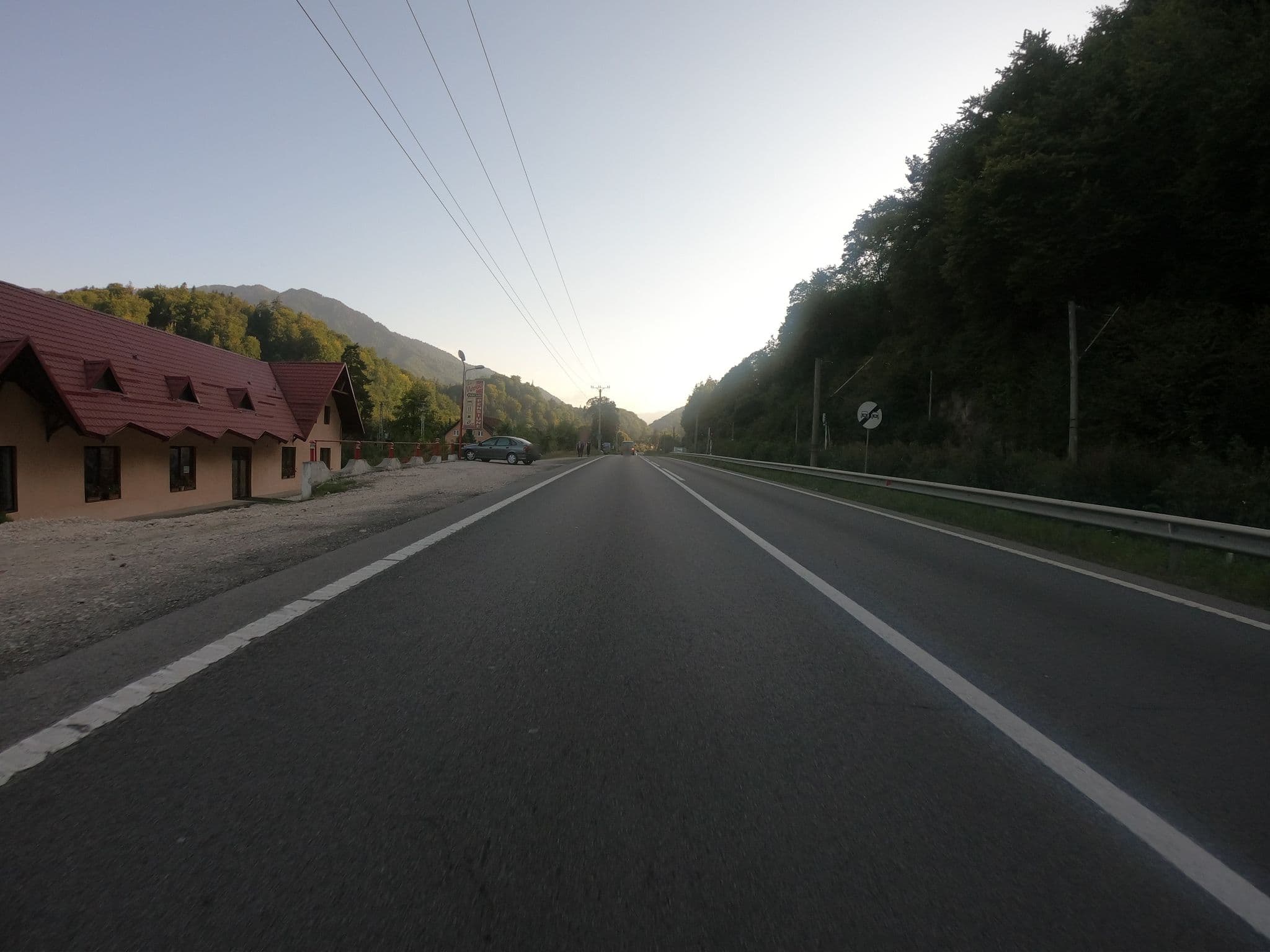Street view near Marius, Braşov — © eneerhut (CC BY-SA · Mapillary)