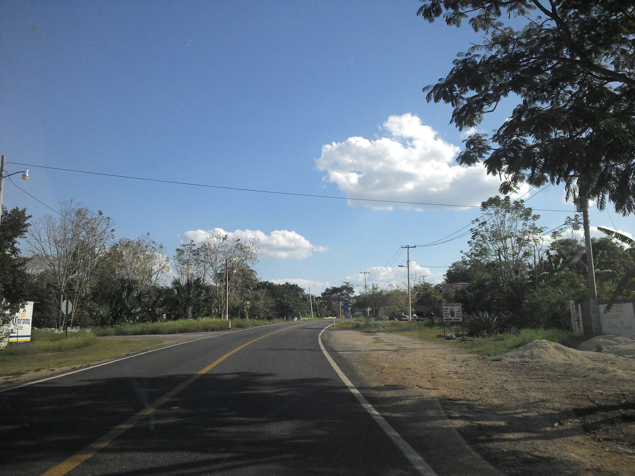 Street view near Hotel Chac Mool Santa Elena, Santa Elena — © xe1gyp (CC BY-SA · Mapillary)