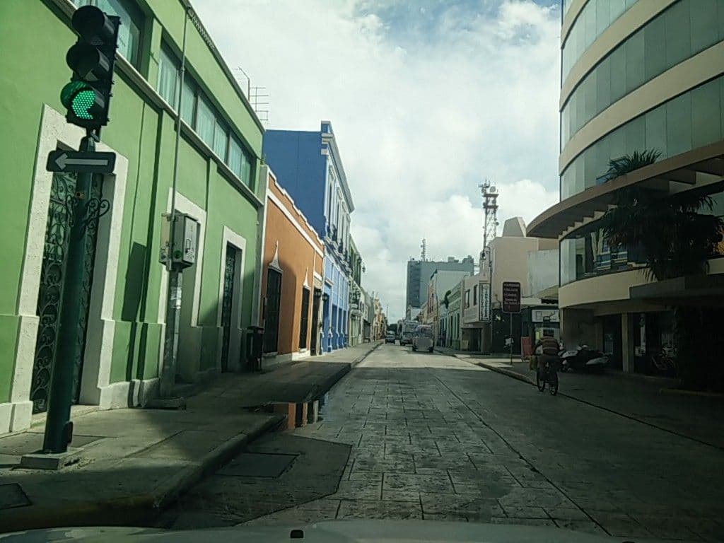 Street view near Hotel Ambassador, Mérida — © ccossio (CC BY-SA · Mapillary)