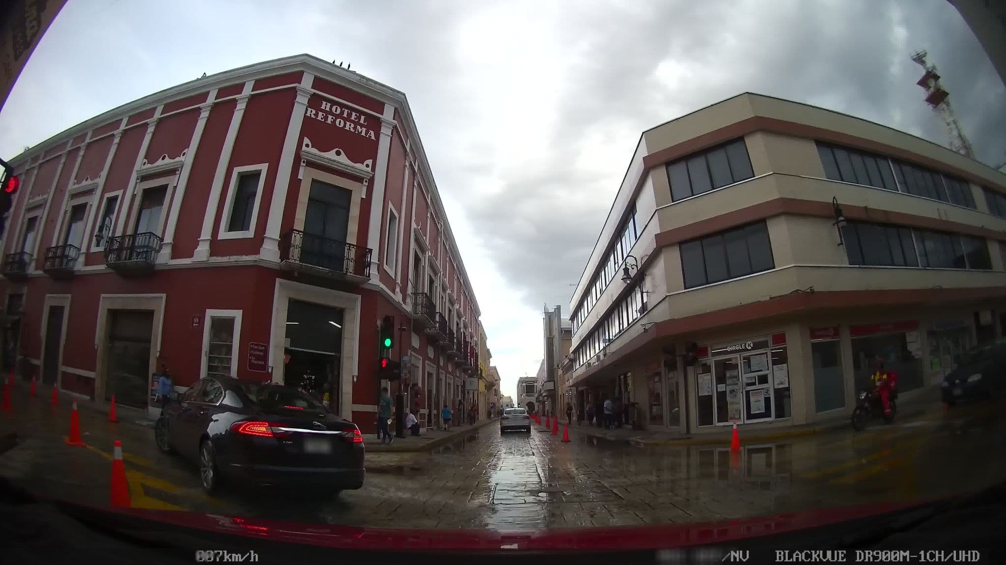 Street view near H.T.L. Hotel Operadores, Mérida — © kaart_2 (CC BY-SA · Mapillary)