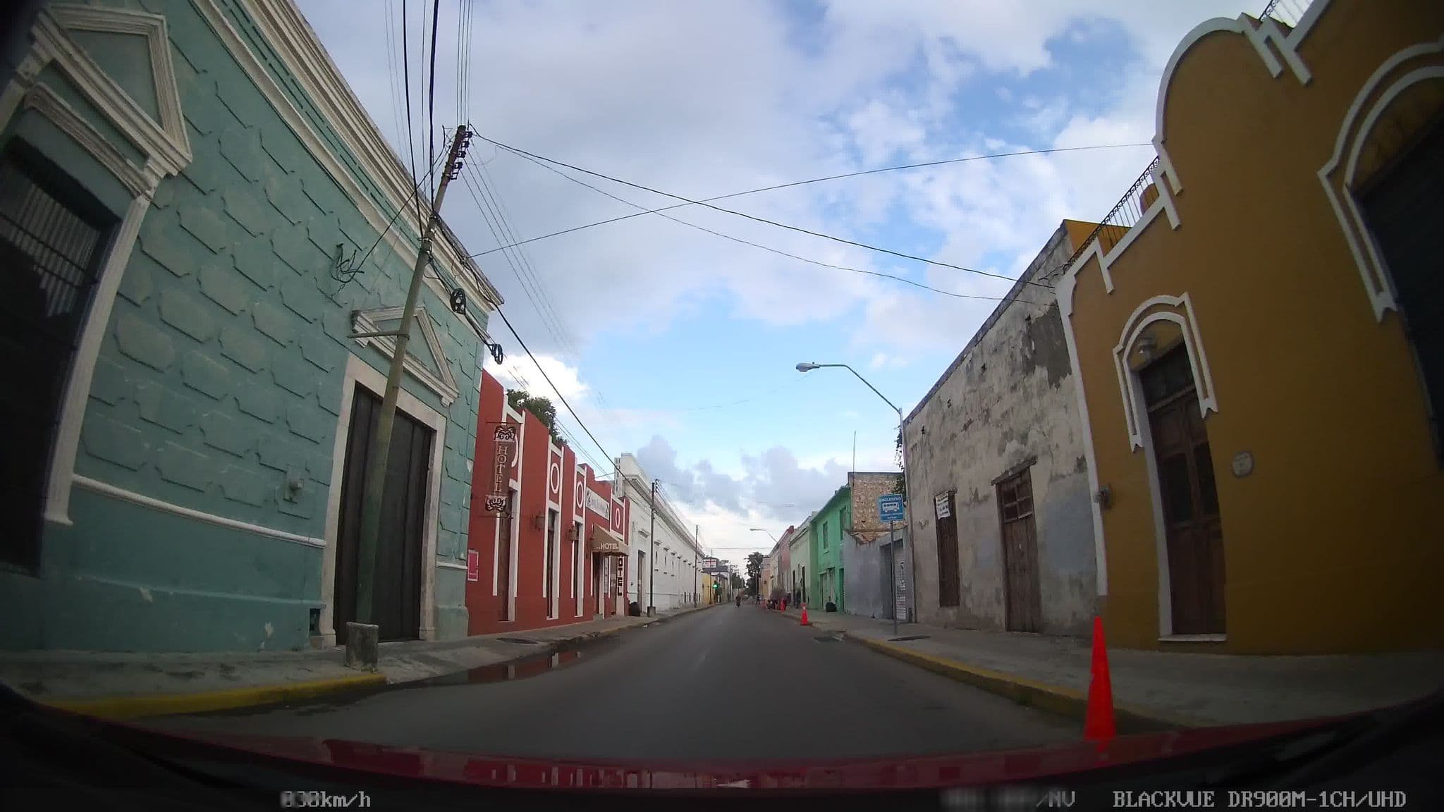 Street view near Hotel Posada Central II, Mérida — © kaart_2 (CC BY-SA · Mapillary)