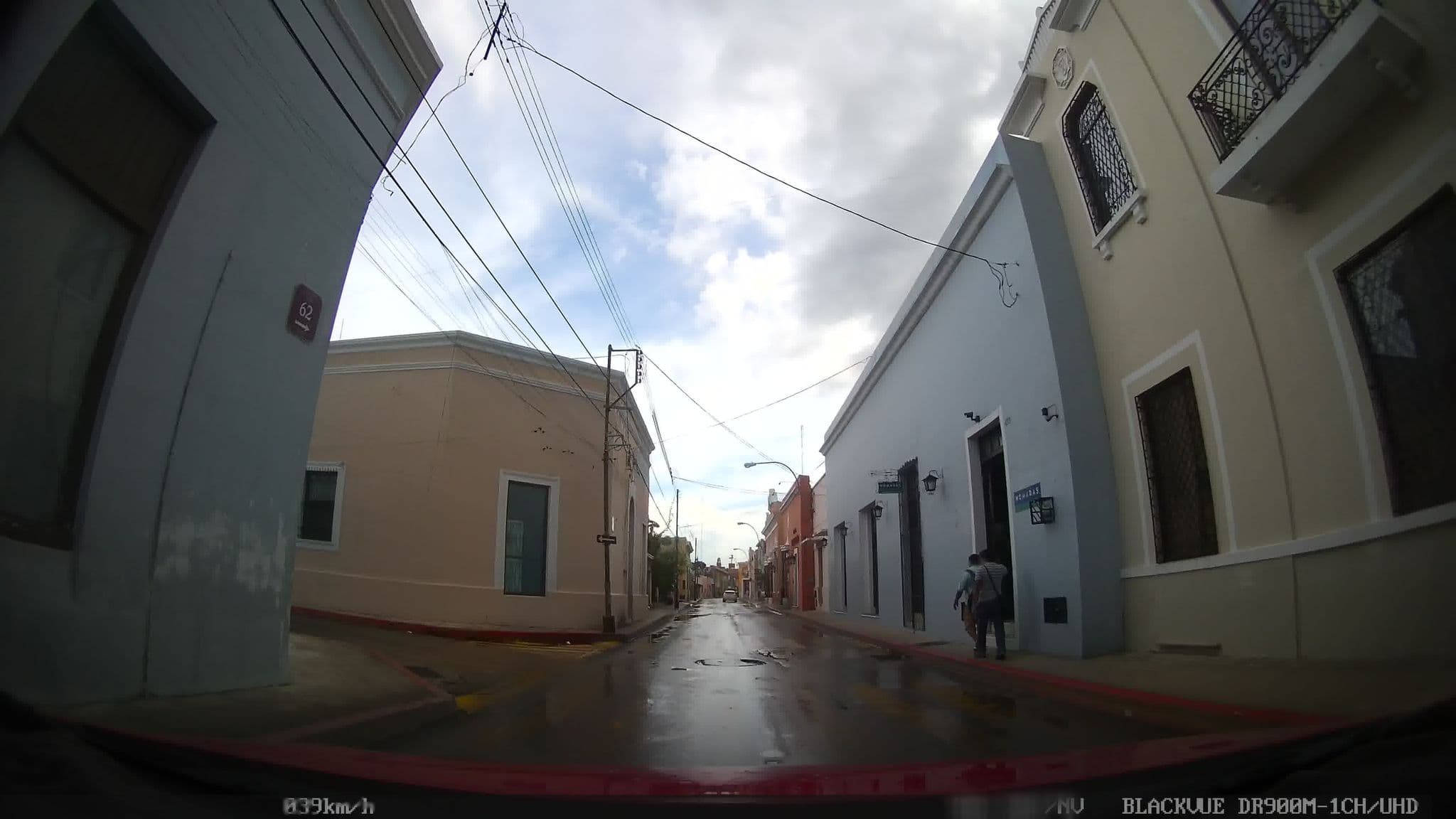 Street view near Hotel & Boutique Miguel Arcangel, Mérida — © kaart_2 (CC BY-SA · Mapillary)