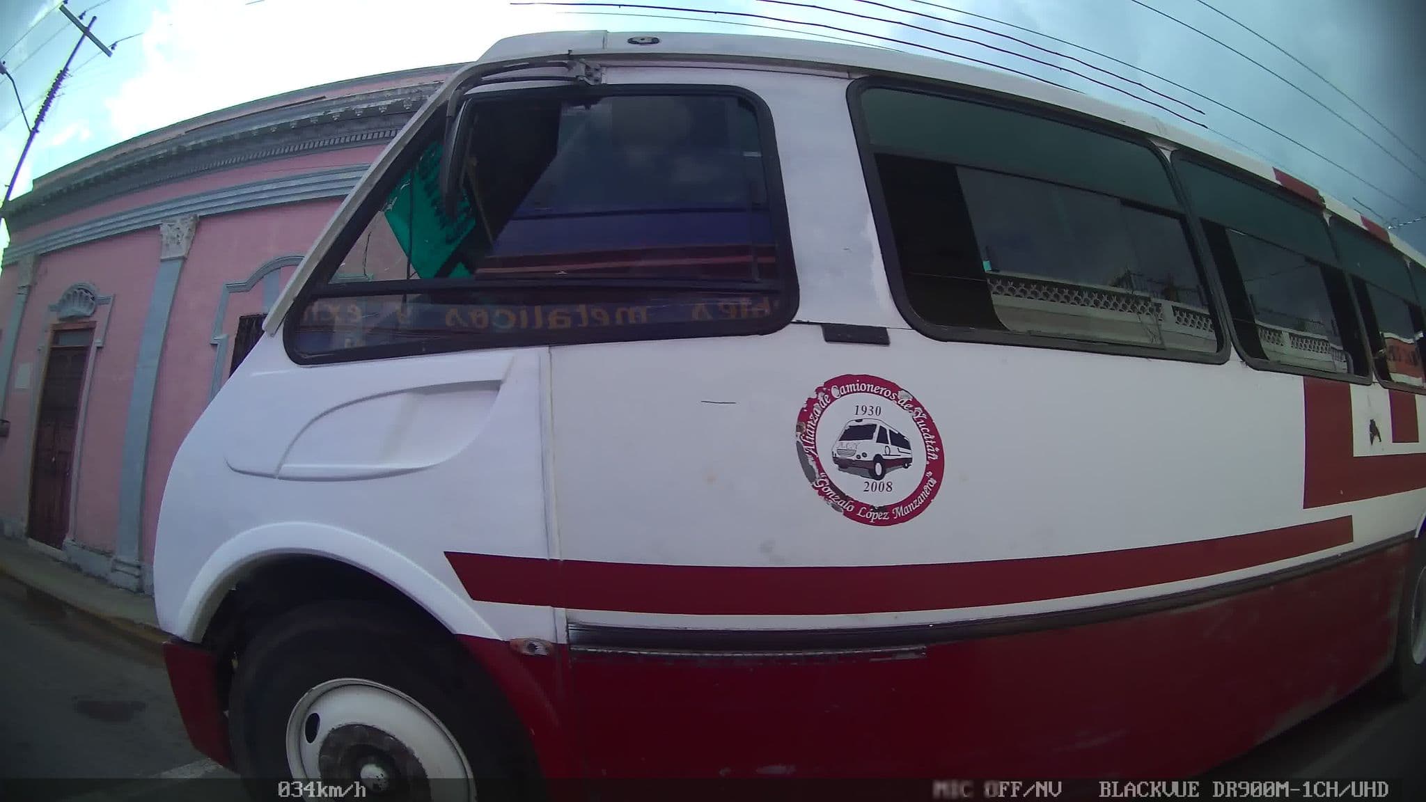 Street view near Casa Sacnicte Bed and Breakfast, Mérida — © kaart_2 (CC BY-SA · Mapillary)