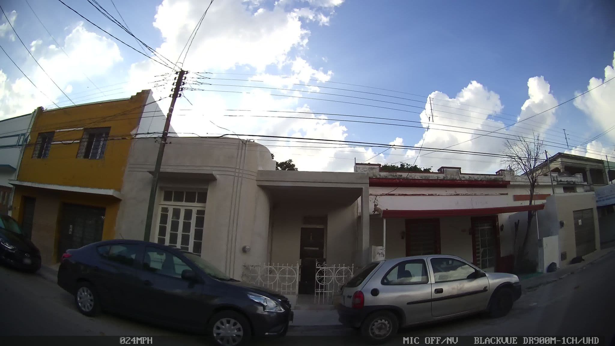 Street view near Frida Khalo, Mérida — © kaart_2 (CC BY-SA · Mapillary)