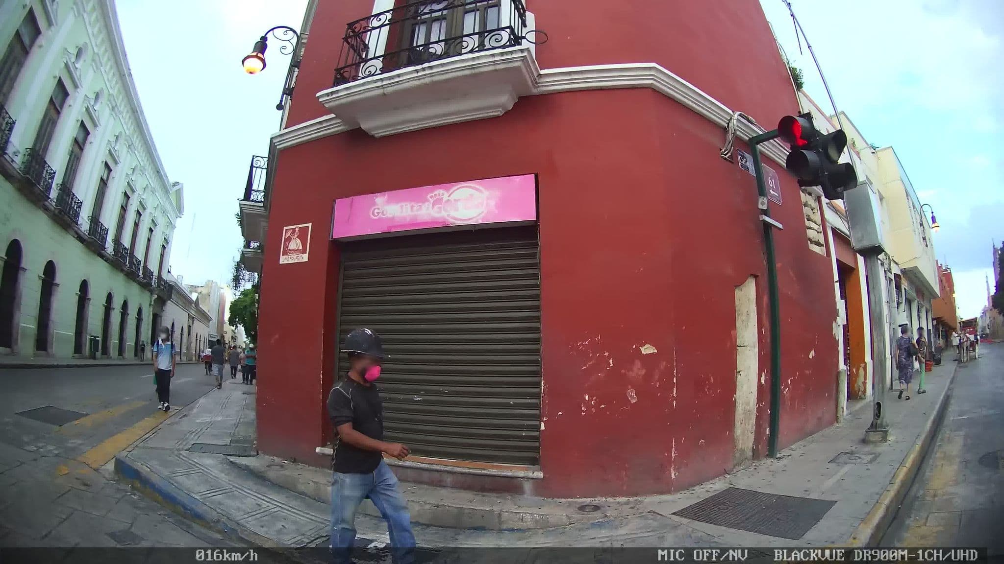 Street view near Hostal Catedral, Mérida — © kaart_2 (CC BY-SA · Mapillary)