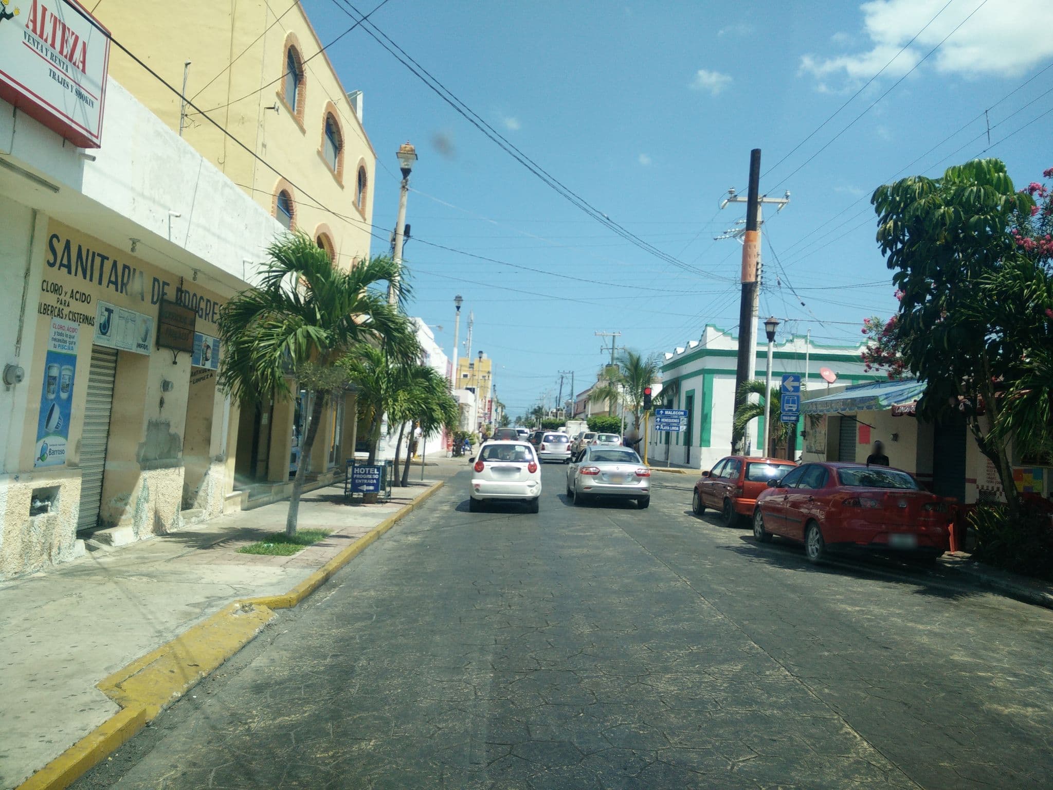 Street view near Hotel InterMaya, Progreso — © ccossio (CC BY-SA · Mapillary)