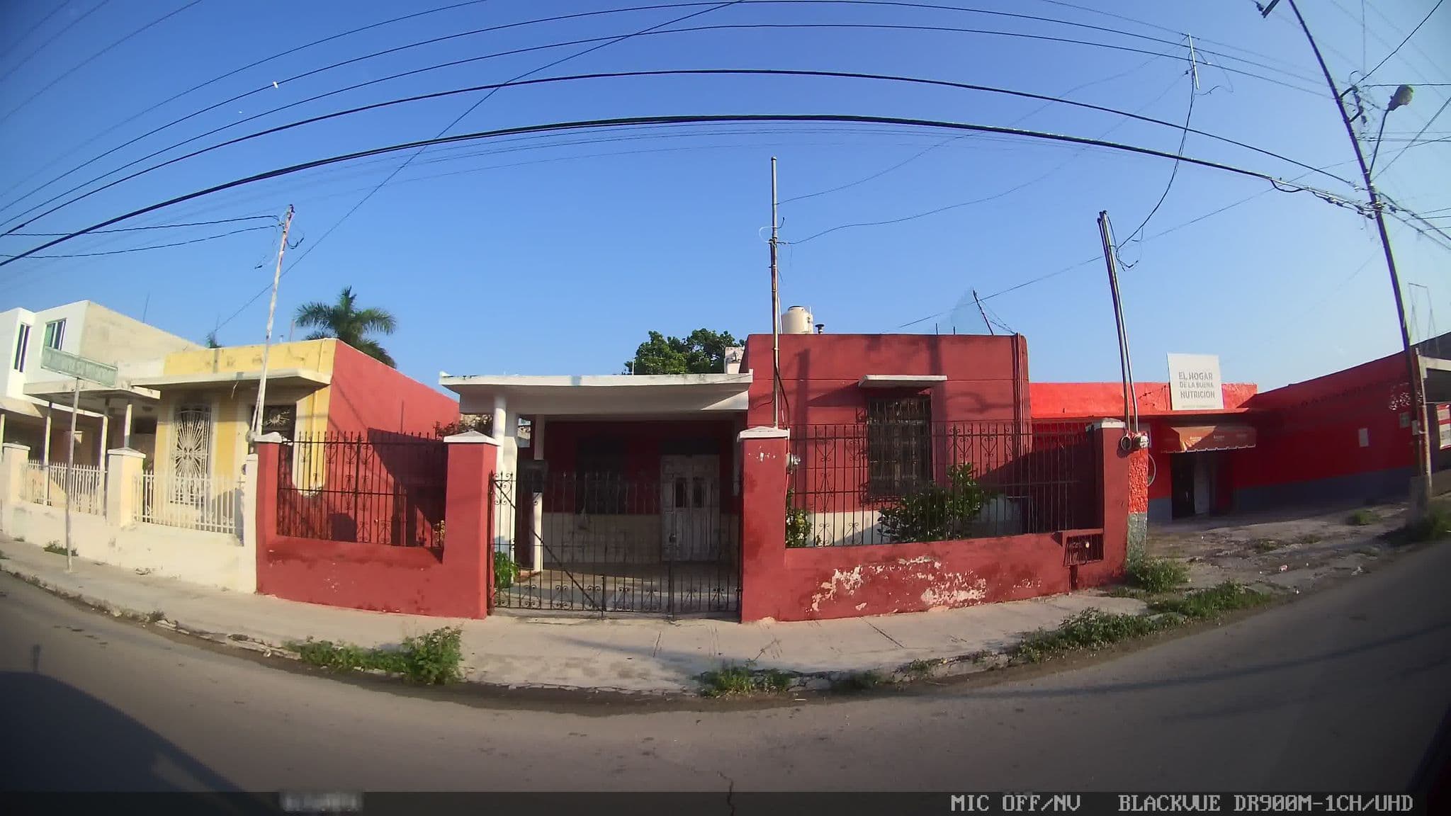 Street view near La Casona D' Avila, Mérida — © kaart_2 (CC BY-SA · Mapillary)