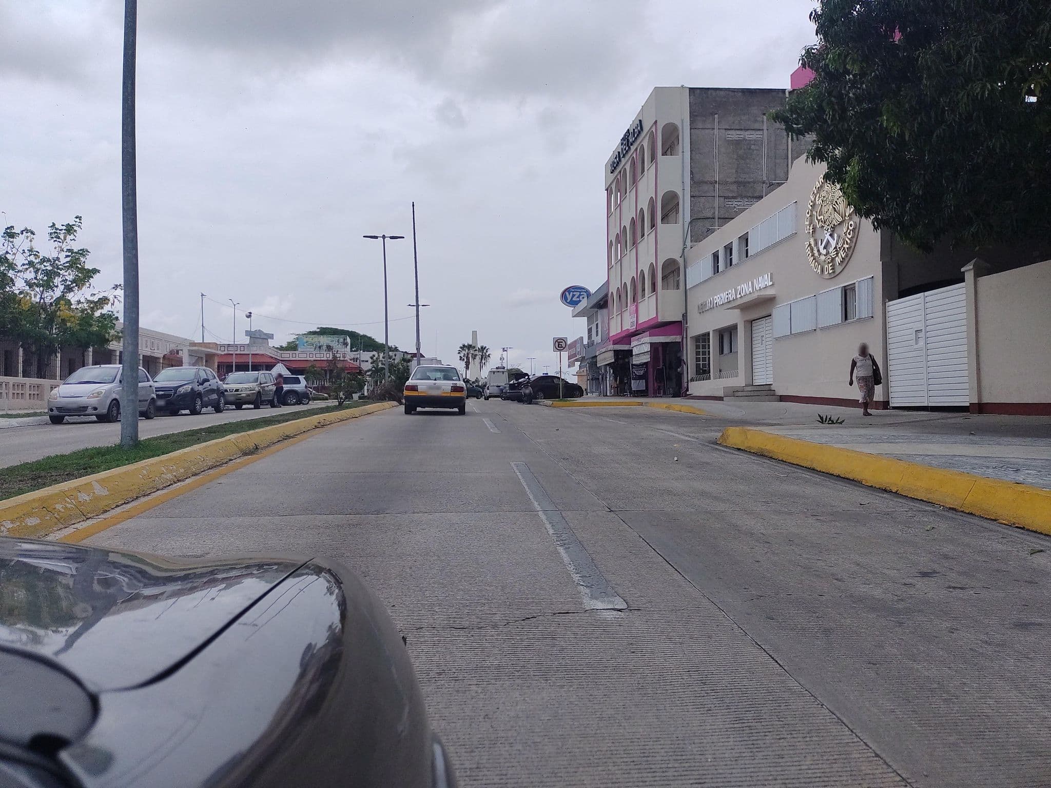 Street view near Hotel Brasilia, Chetumal — © mapeadora (CC BY-SA · Mapillary)