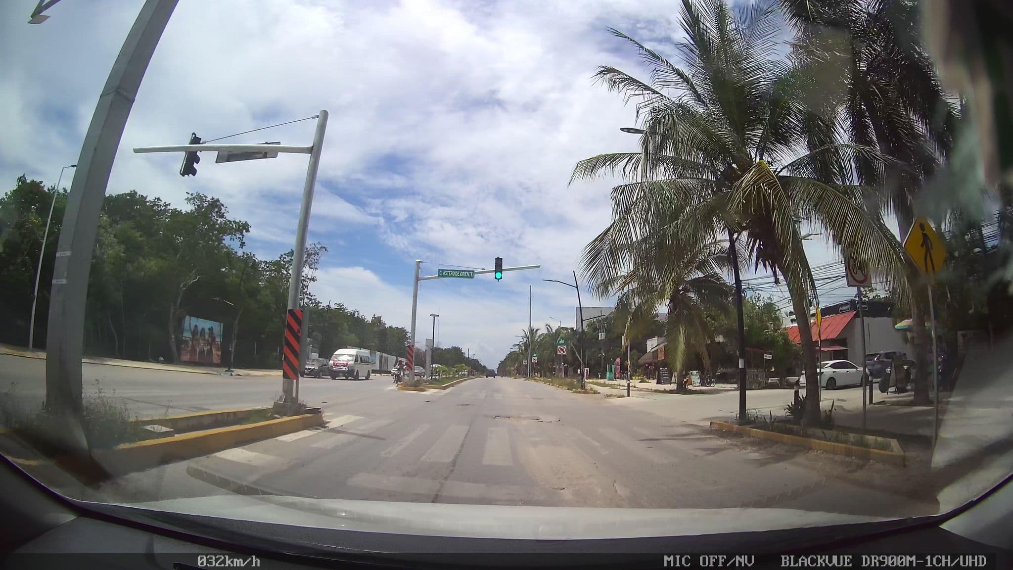 Street view near Amansala pueblo, Tulum — © asturksever (CC BY-SA · Mapillary)