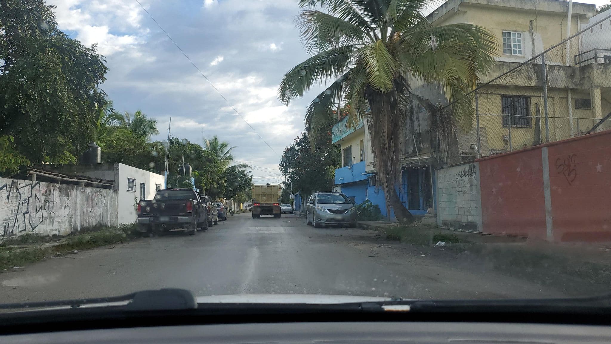 Street view near Hostel Oryx, Tulum — © mapillaryuserid (CC BY-SA · Mapillary)