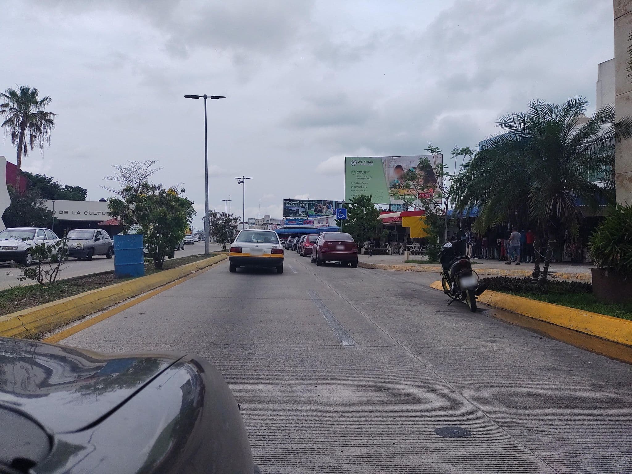 Street view near Holiday Inn Chetumal Puerta Maya, Chetumal — © mapeadora (CC BY-SA · Mapillary)