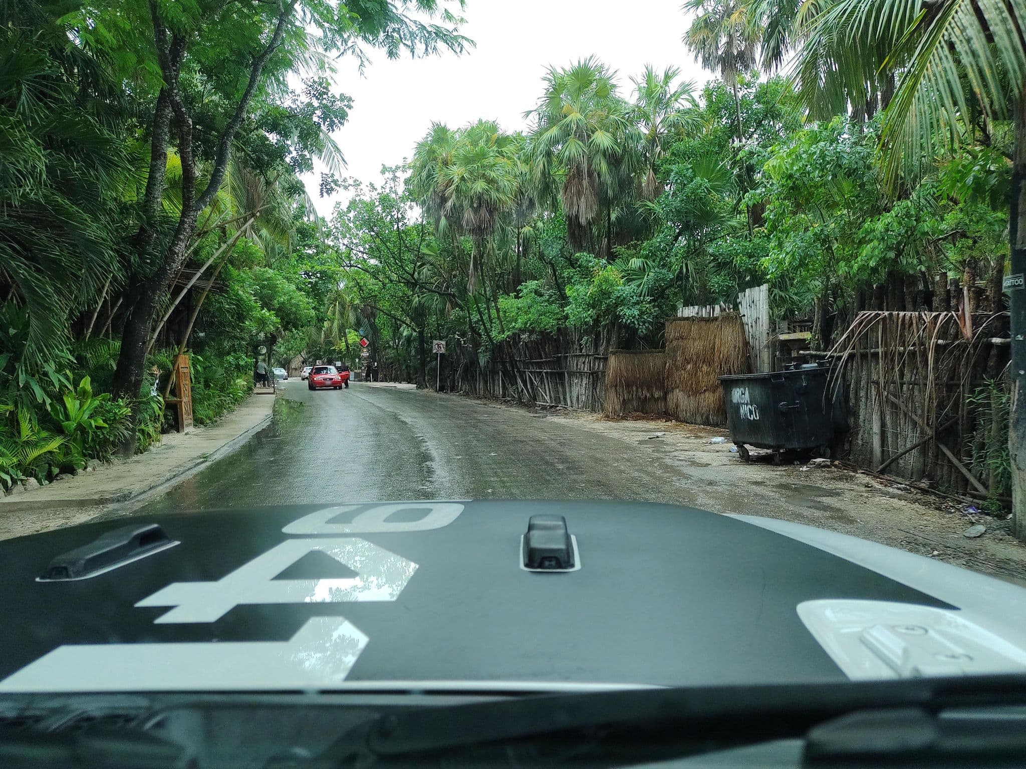 Street view near Casa Ganesh Tulum, Tulum — © mapeadora (CC BY-SA · Mapillary)