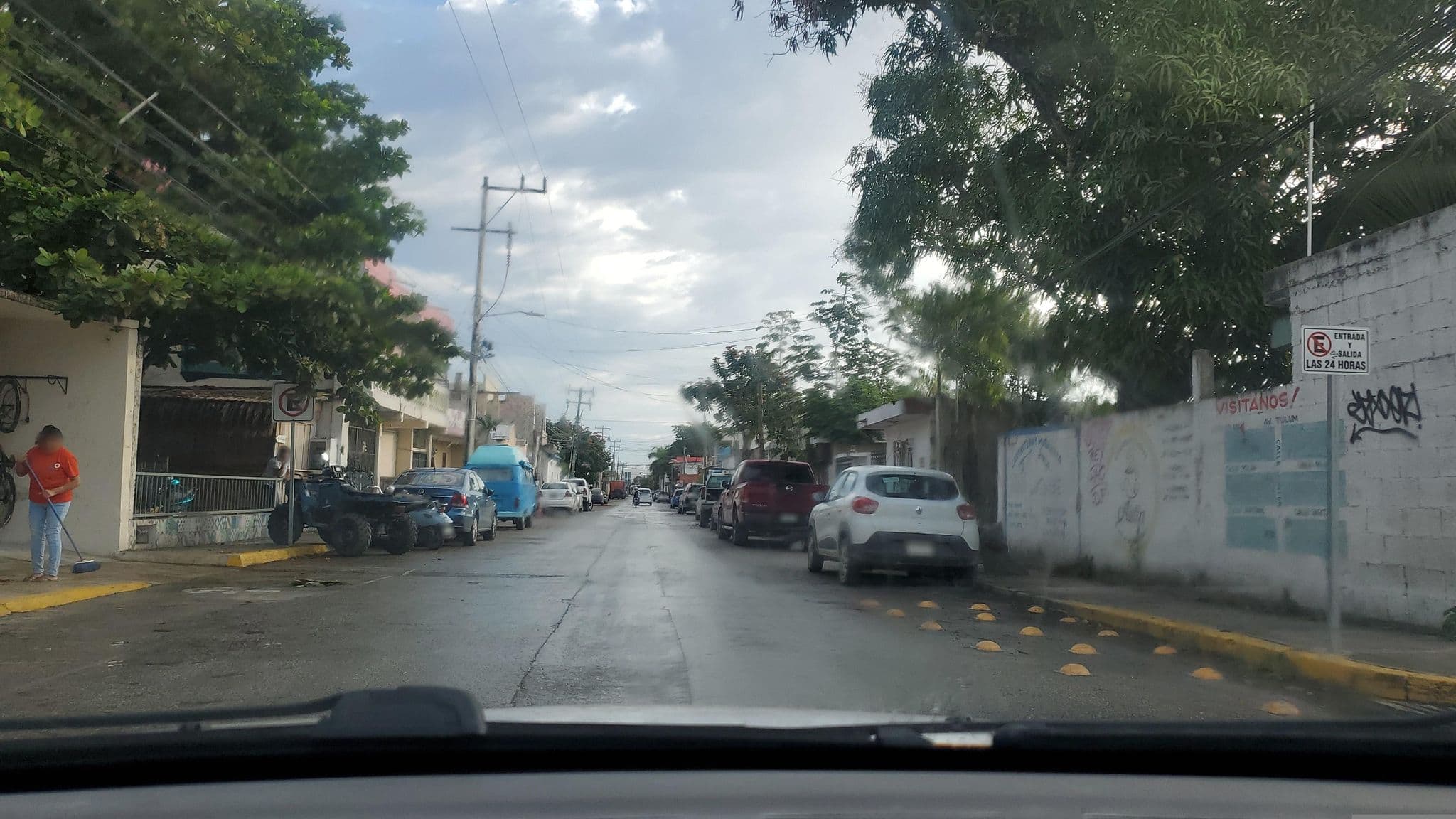 Street view near Hostal La Cabaña, Tulum — © mapillaryuserid (CC BY-SA · Mapillary)