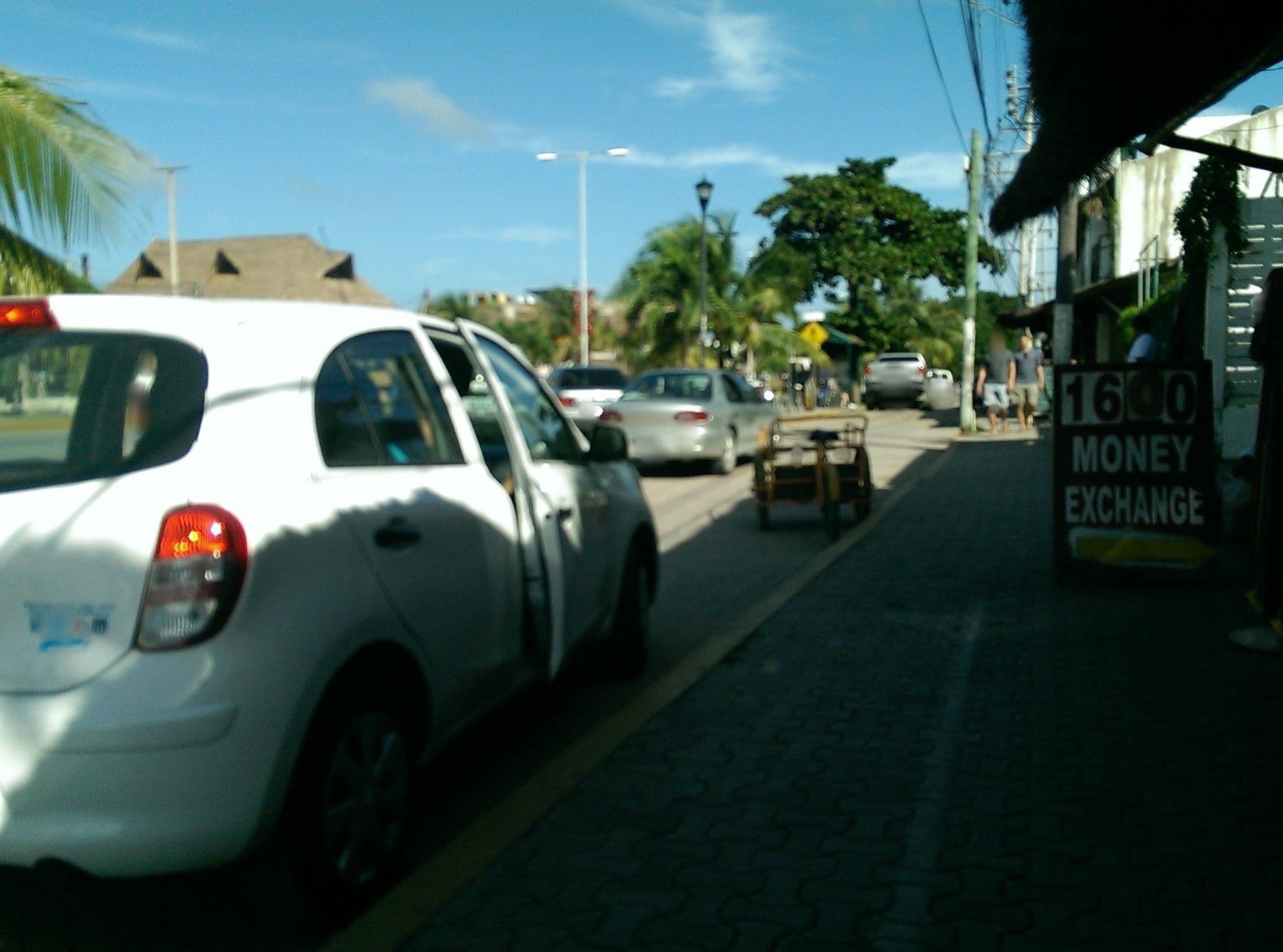 Street view near Amorcito Corazón, Tulum — © mapeadora (CC BY-SA · Mapillary)