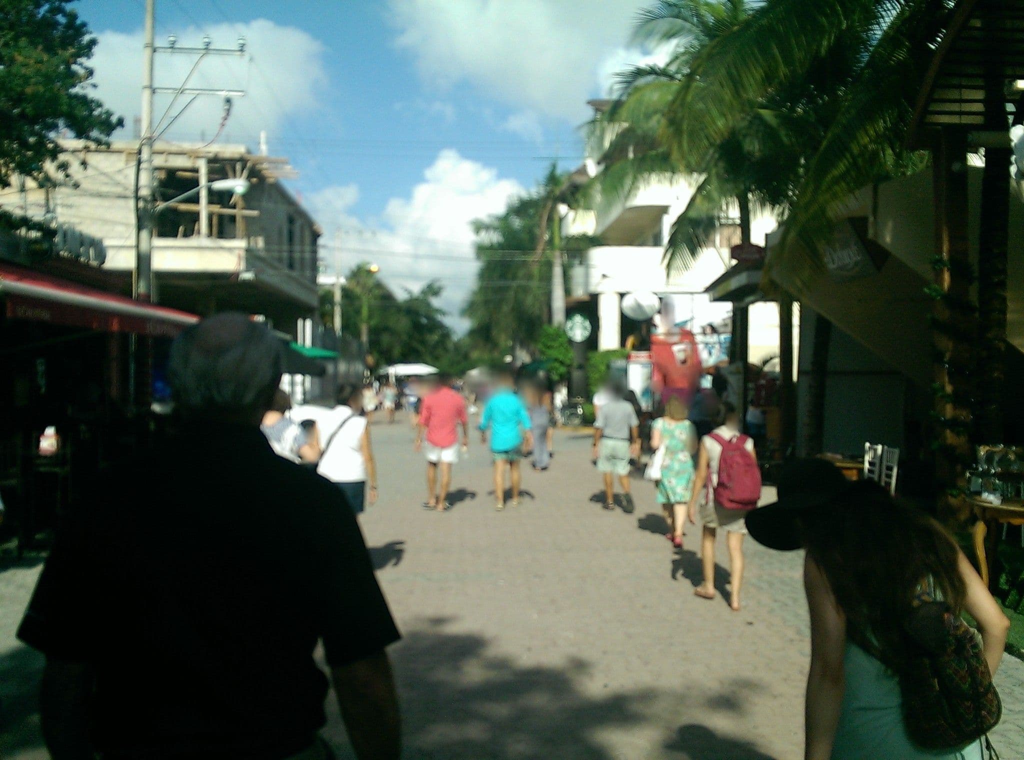 Street view near Senses Quinta Avenida By Artisan Adults Only, Playa del Carmen — © mapeadora (CC BY-SA · Mapillary)