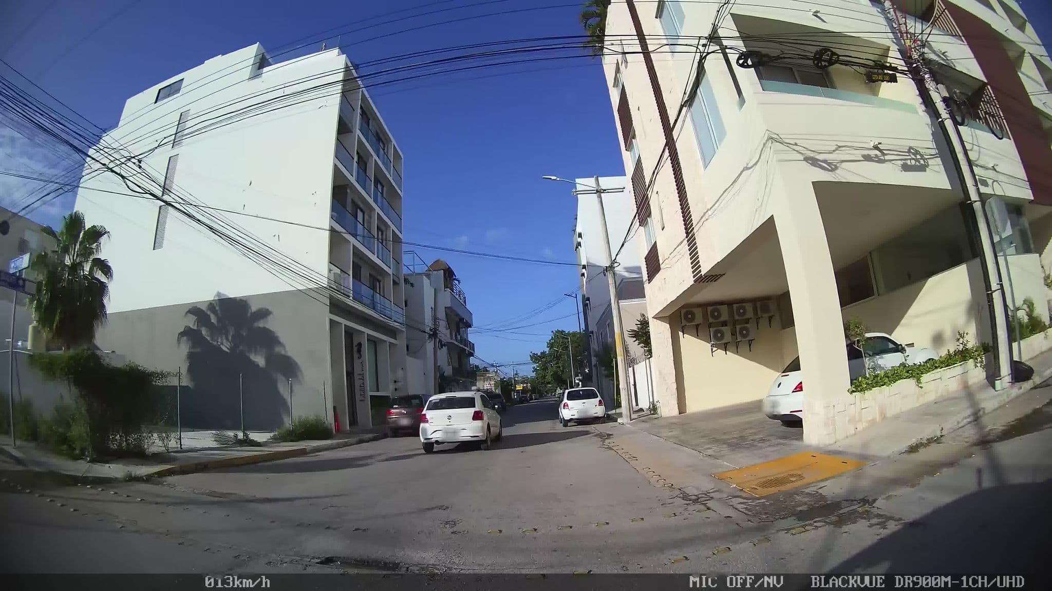 Street view near Kika Studios, Playa del Carmen — © kaart_2 (CC BY-SA · Mapillary)