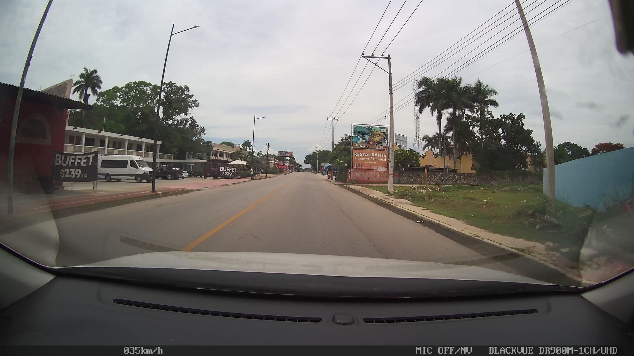 Street view near Piramide Inn, Piste — © asturksever (CC BY-SA · Mapillary)