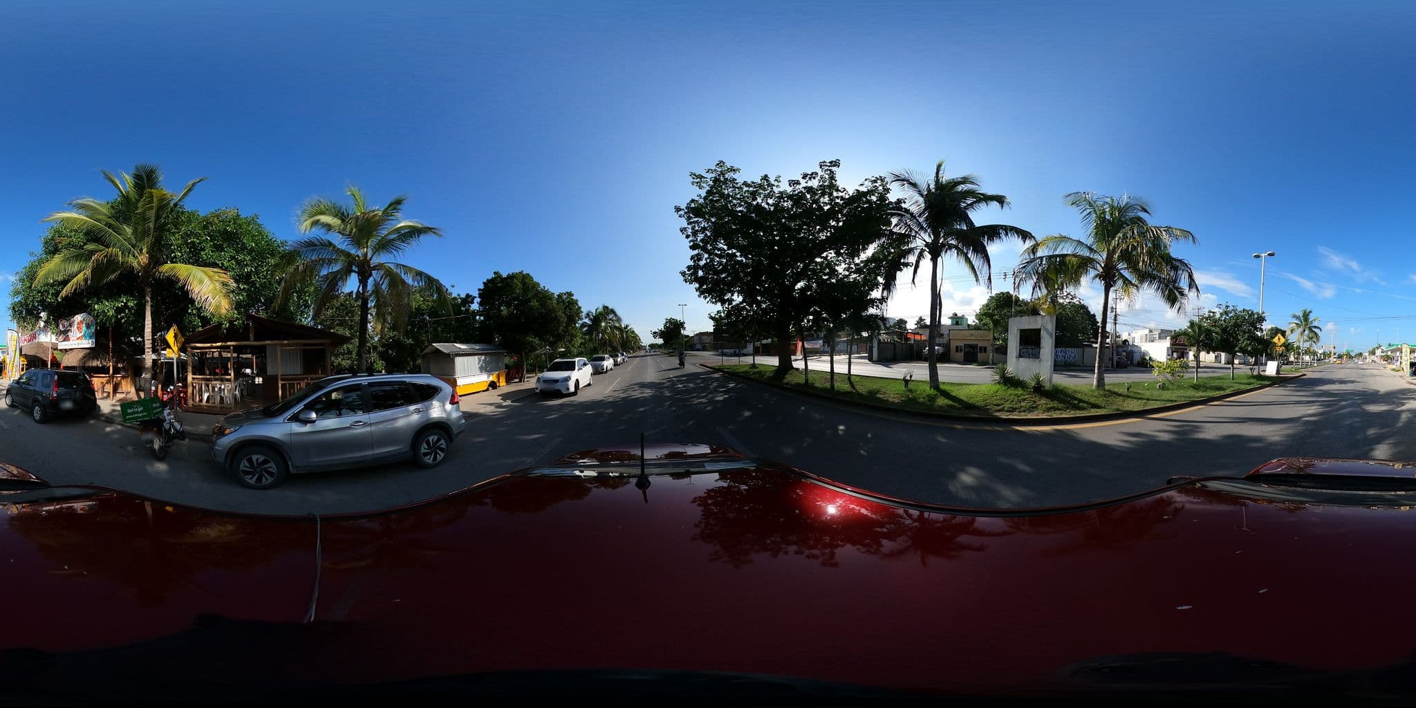 Street view near Blue Beach Hotel, Playa del Carmen — © innerpace360 (CC BY-SA · Mapillary)
