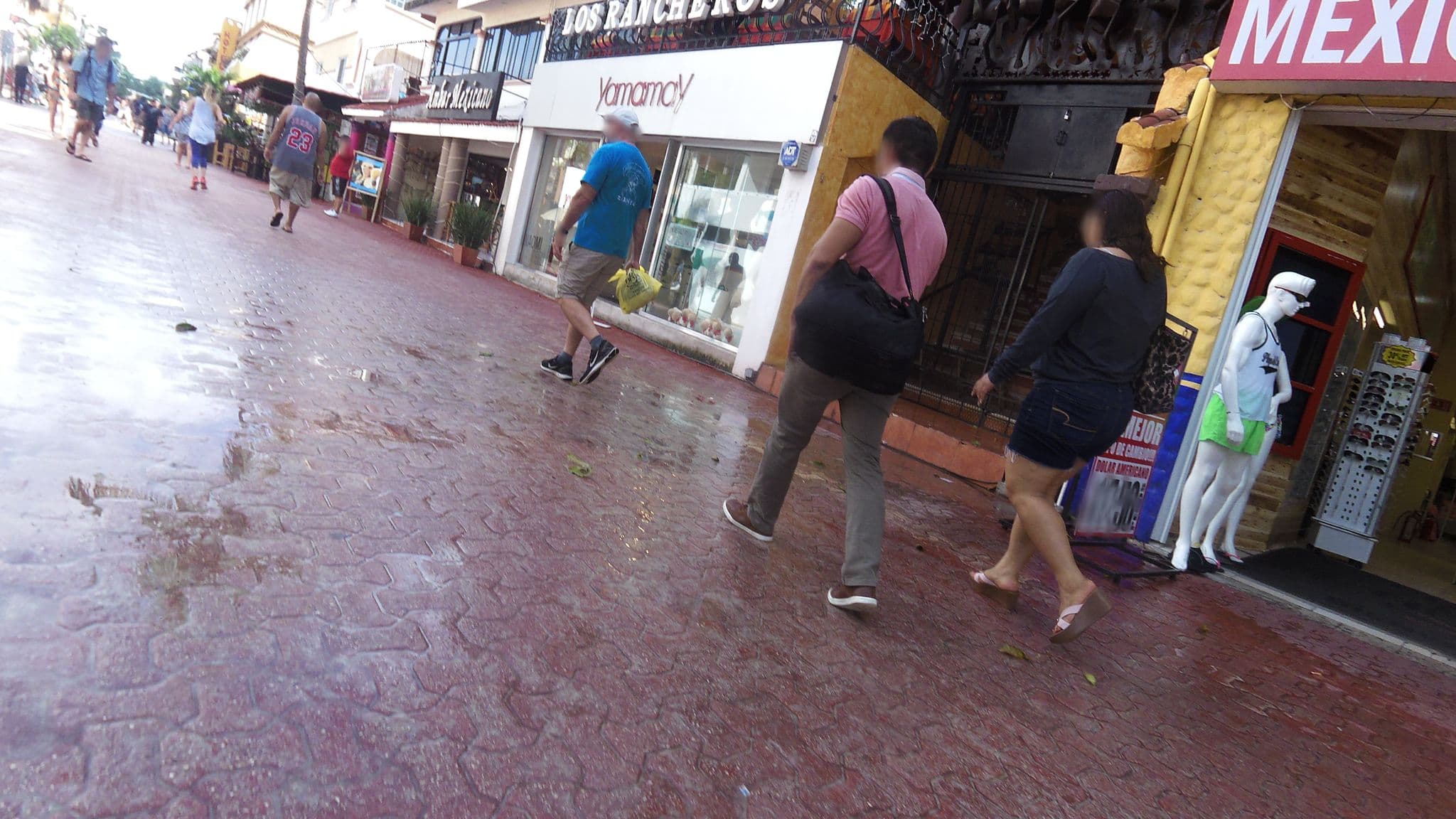 Street view near Grupo Chan Ik, Playa del Carmen — © rps333 (CC BY-SA · Mapillary)