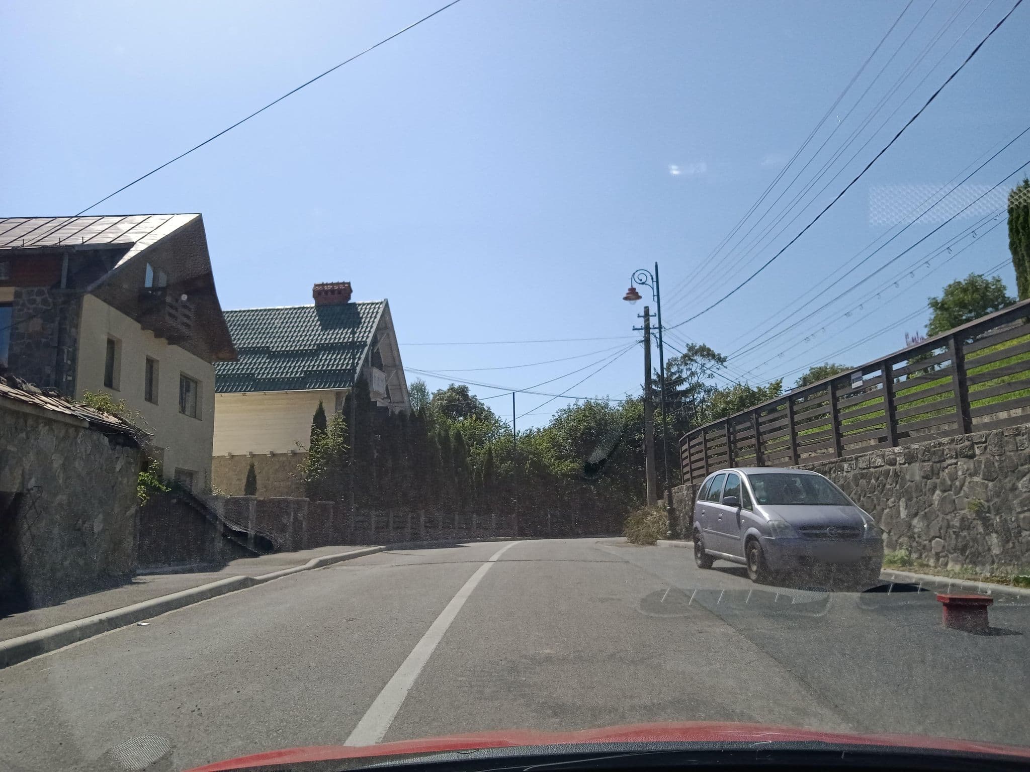 Street view near Vila Retezat, Sinaia