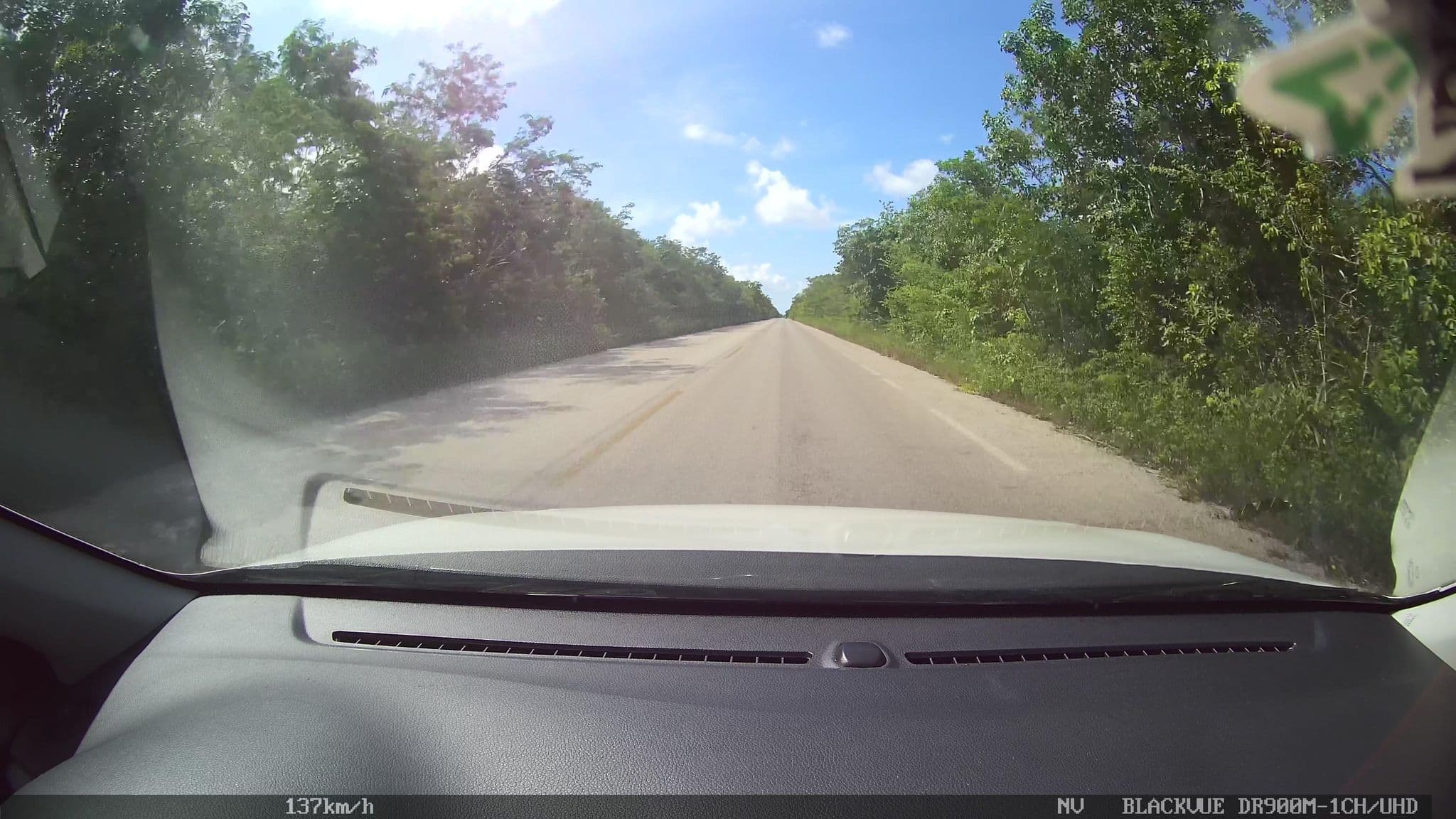 Street view near Hotel Paraiso el Cedral, Cozumel — © asturksever (CC BY-SA · Mapillary)