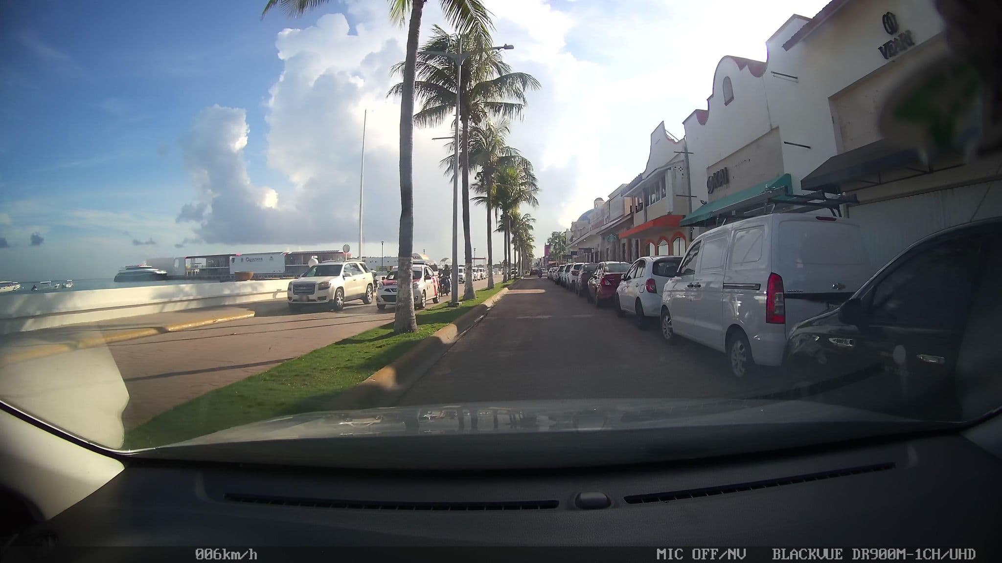 Street view near Restaurantes de Cozumel, Cozumel — © asturksever (CC BY-SA · Mapillary)