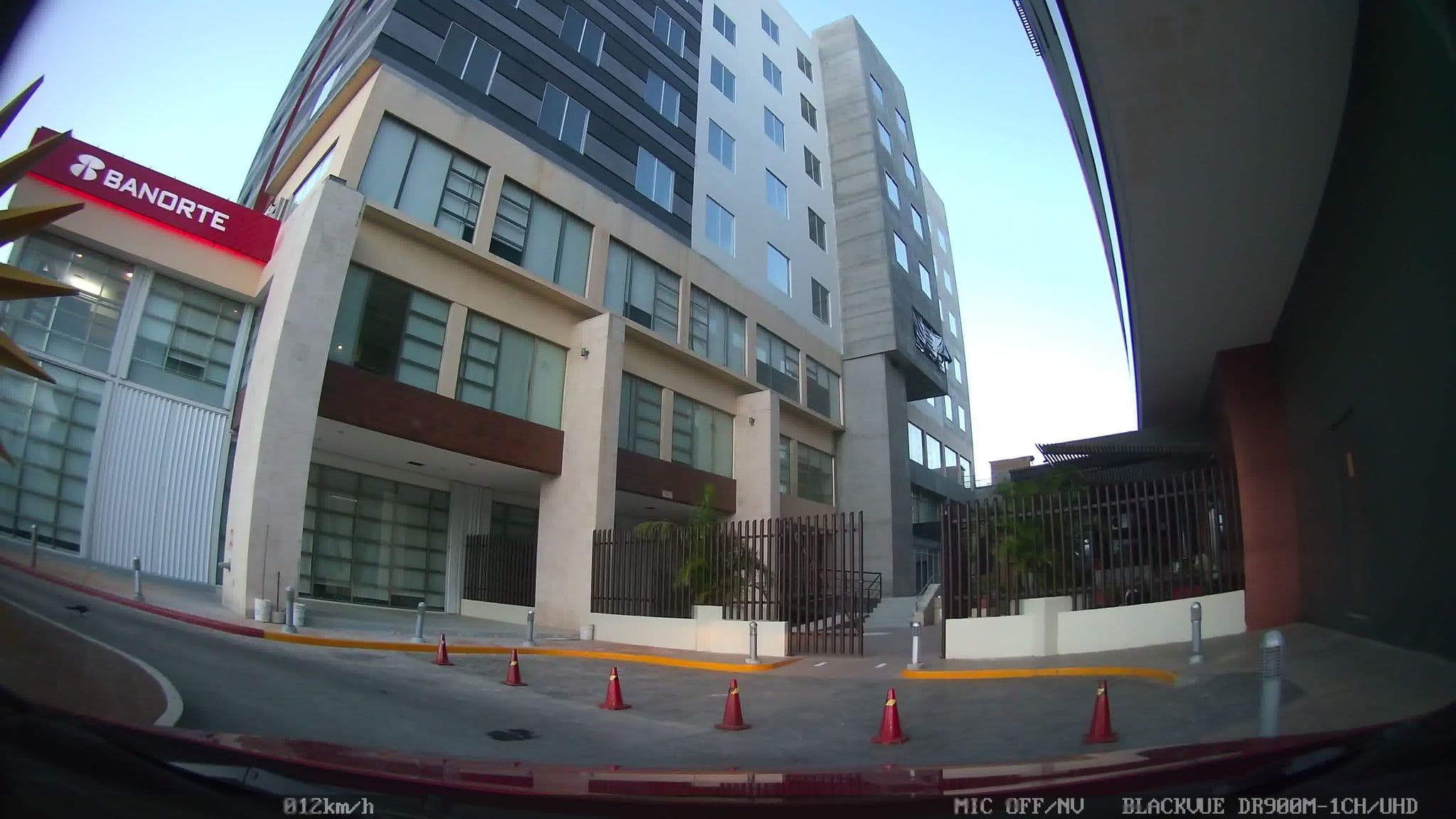 Street view near Fairfield Inn, Cancún — © kaart_2 (CC BY-SA · Mapillary)