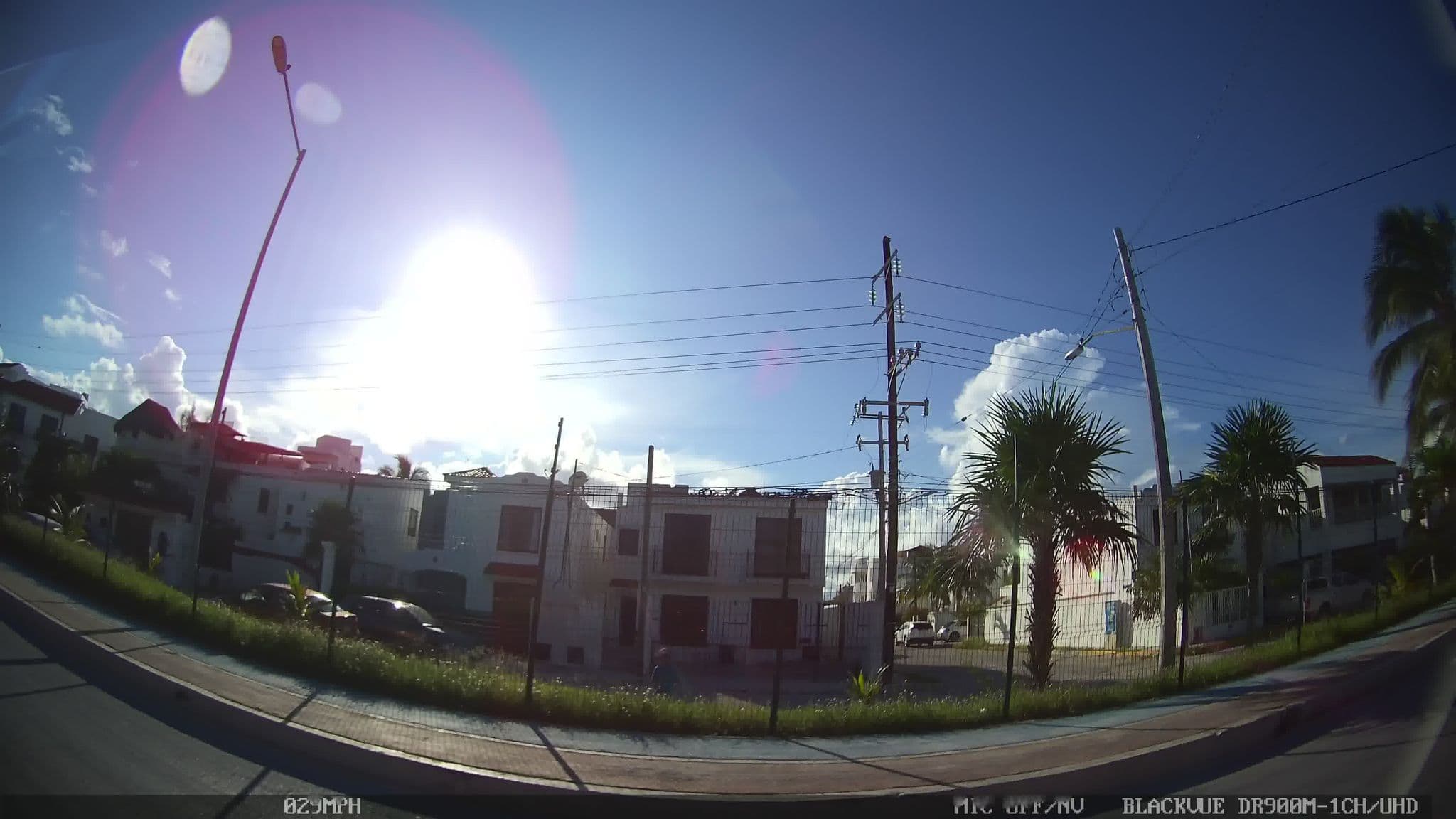 Street view near tu casa en el caribe, Cancún — © kaart_2 (CC BY-SA · Mapillary)