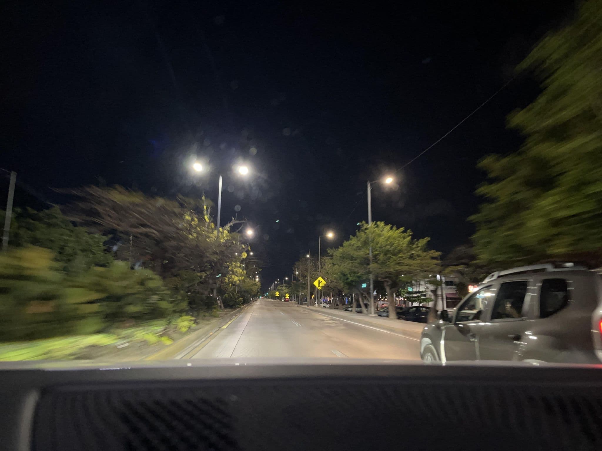 Street view near Hotel Handall, Cancún — © ferog_v (CC BY-SA · Mapillary)