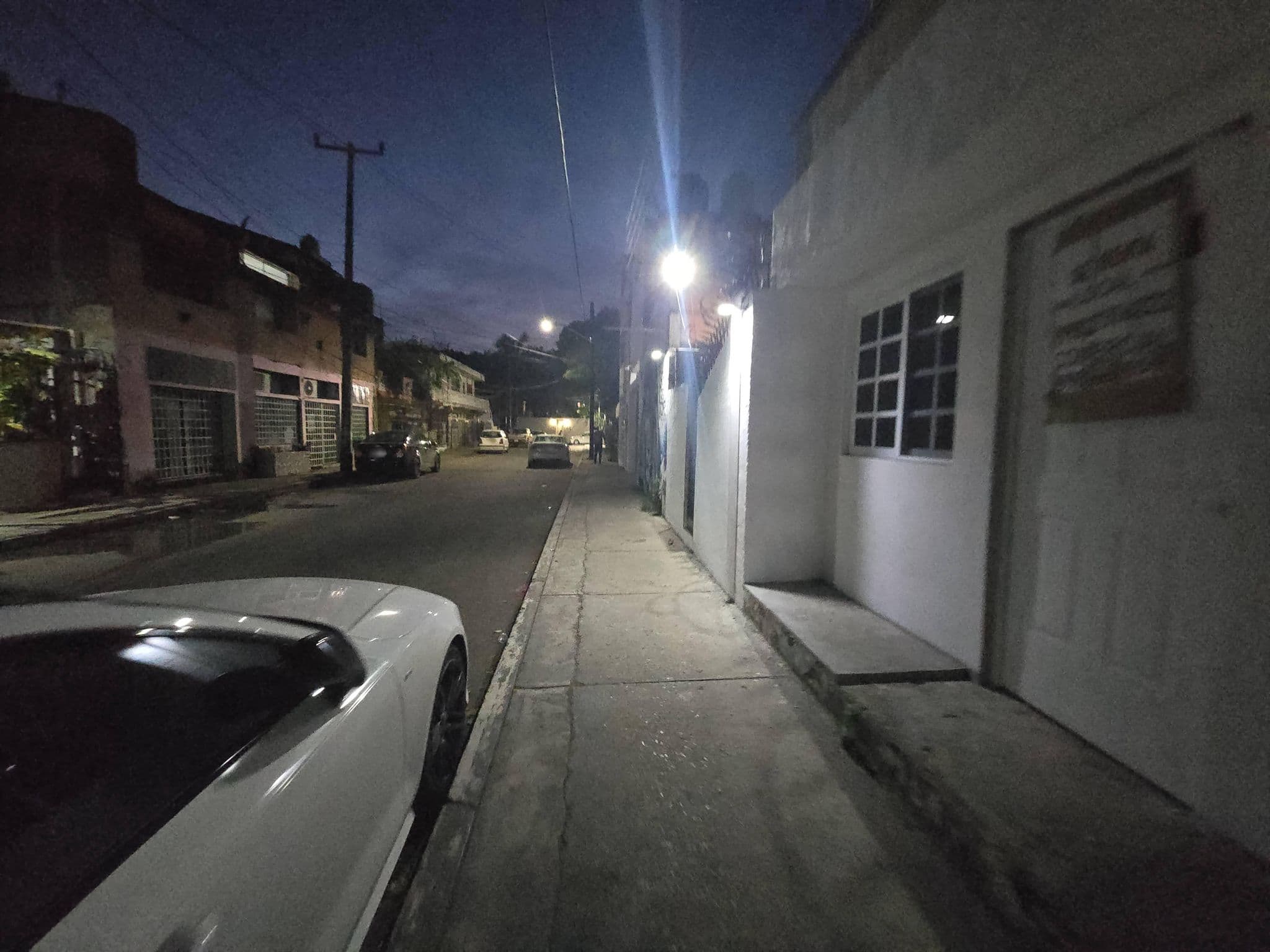 Street view near Moloch, Cancún — © calleros (CC BY-SA · Mapillary)