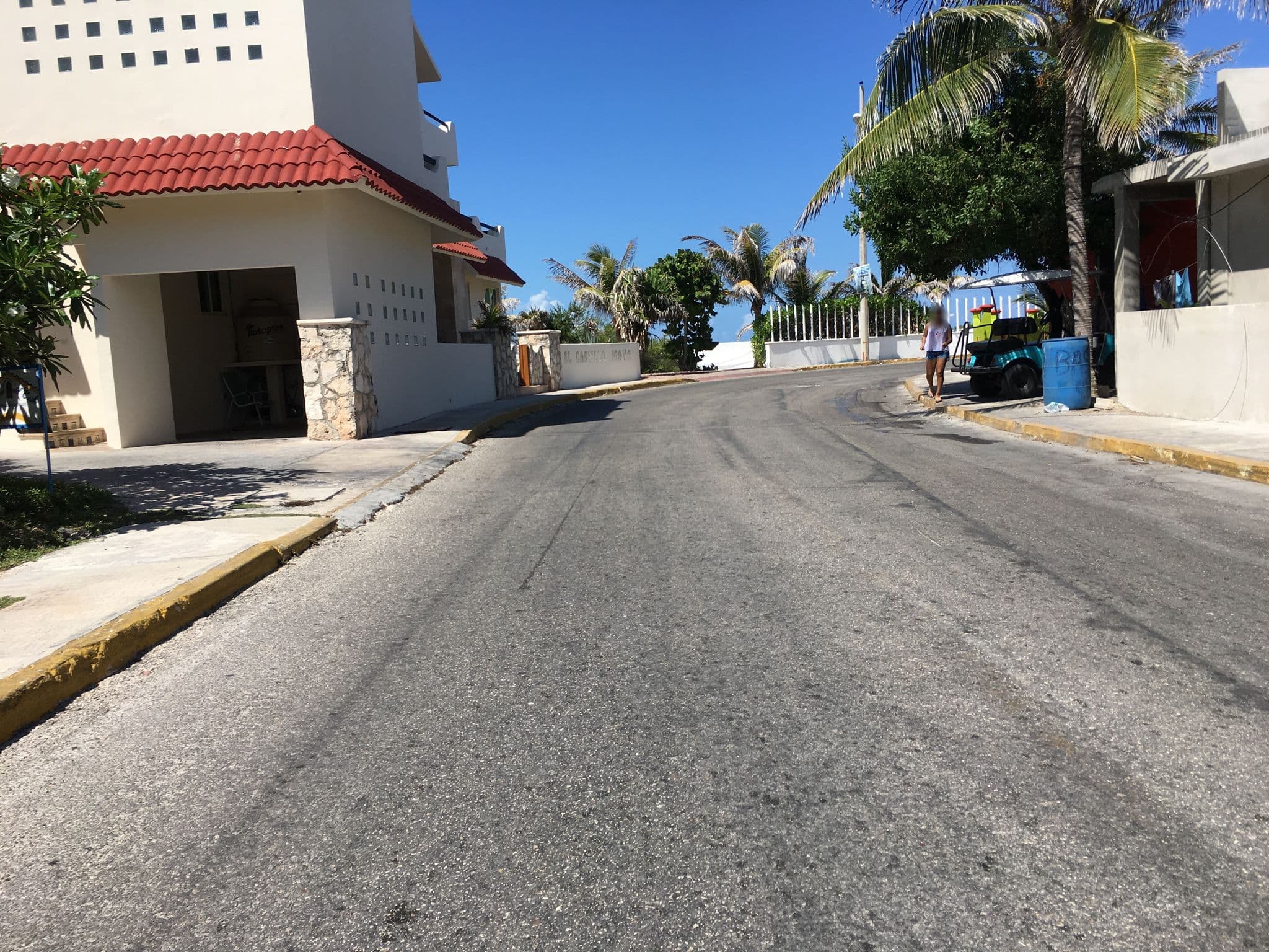Street view near Casa Ixchel Boutique Hotel, Isla Mujeres — © ccossio (CC BY-SA · Mapillary)