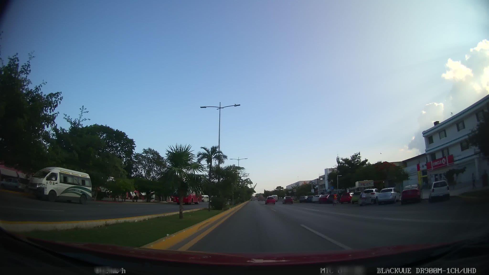 Street view near Paxa Mama, Cancún — © kaart_2 (CC BY-SA · Mapillary)