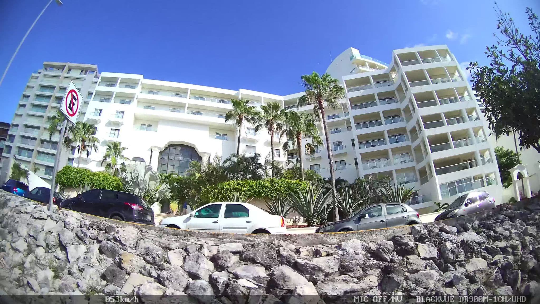 Street view near Avalon Grand Cancún, Alfredo V. Bonfil — © kaart_2 (CC BY-SA · Mapillary)