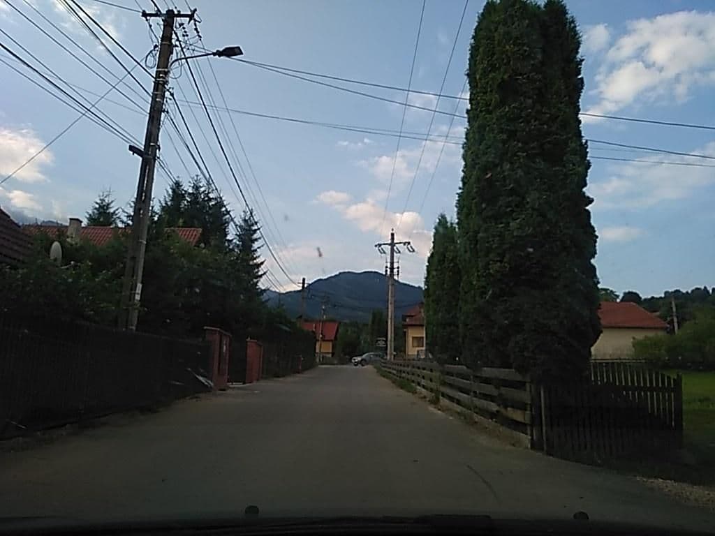 Street view near Vila Trubadur, Șimon — © tavi (CC BY-SA · Mapillary)