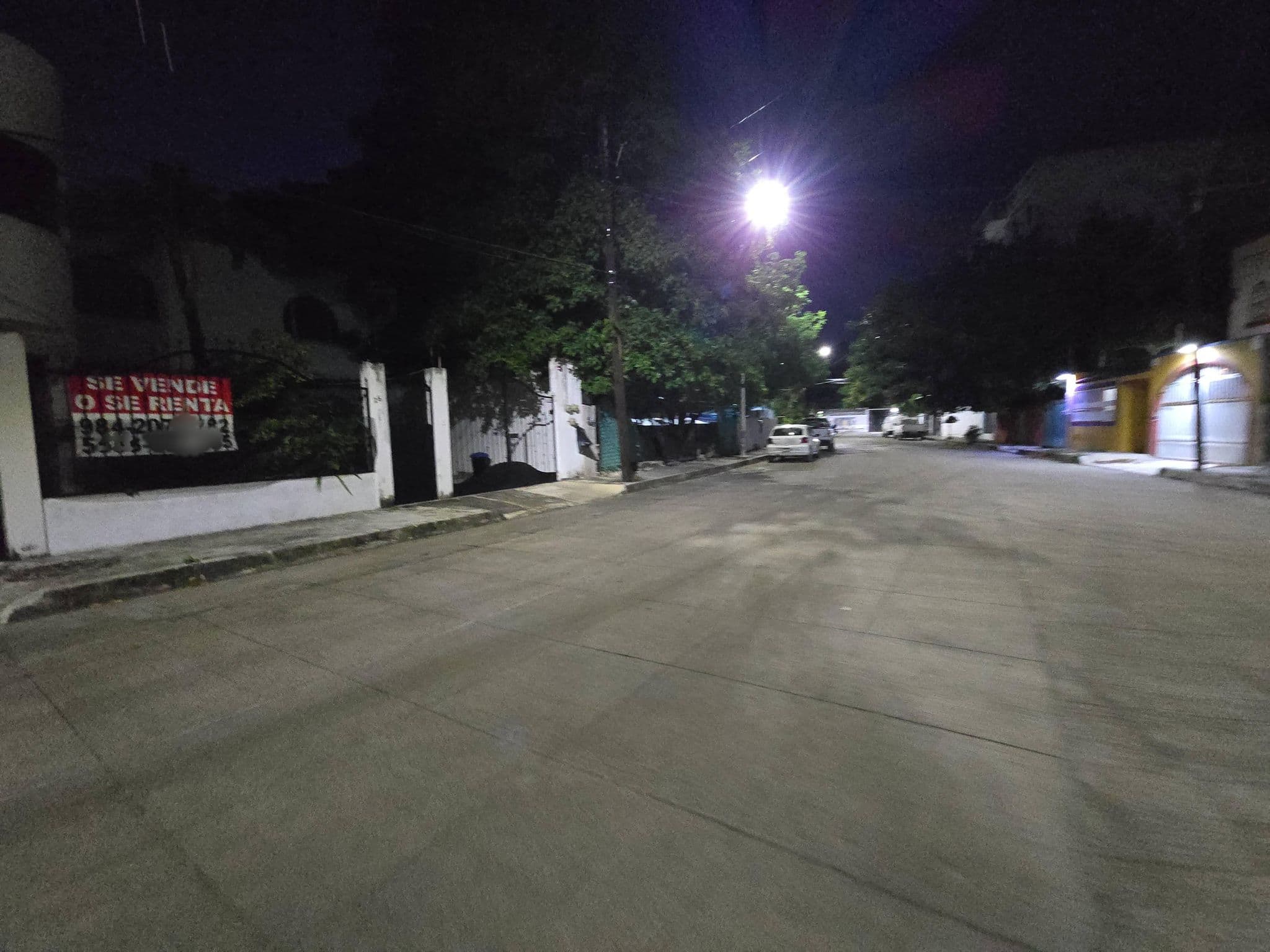 Street view near Thelmar Rooms Cancun, Cancún — © calleros (CC BY-SA · Mapillary)