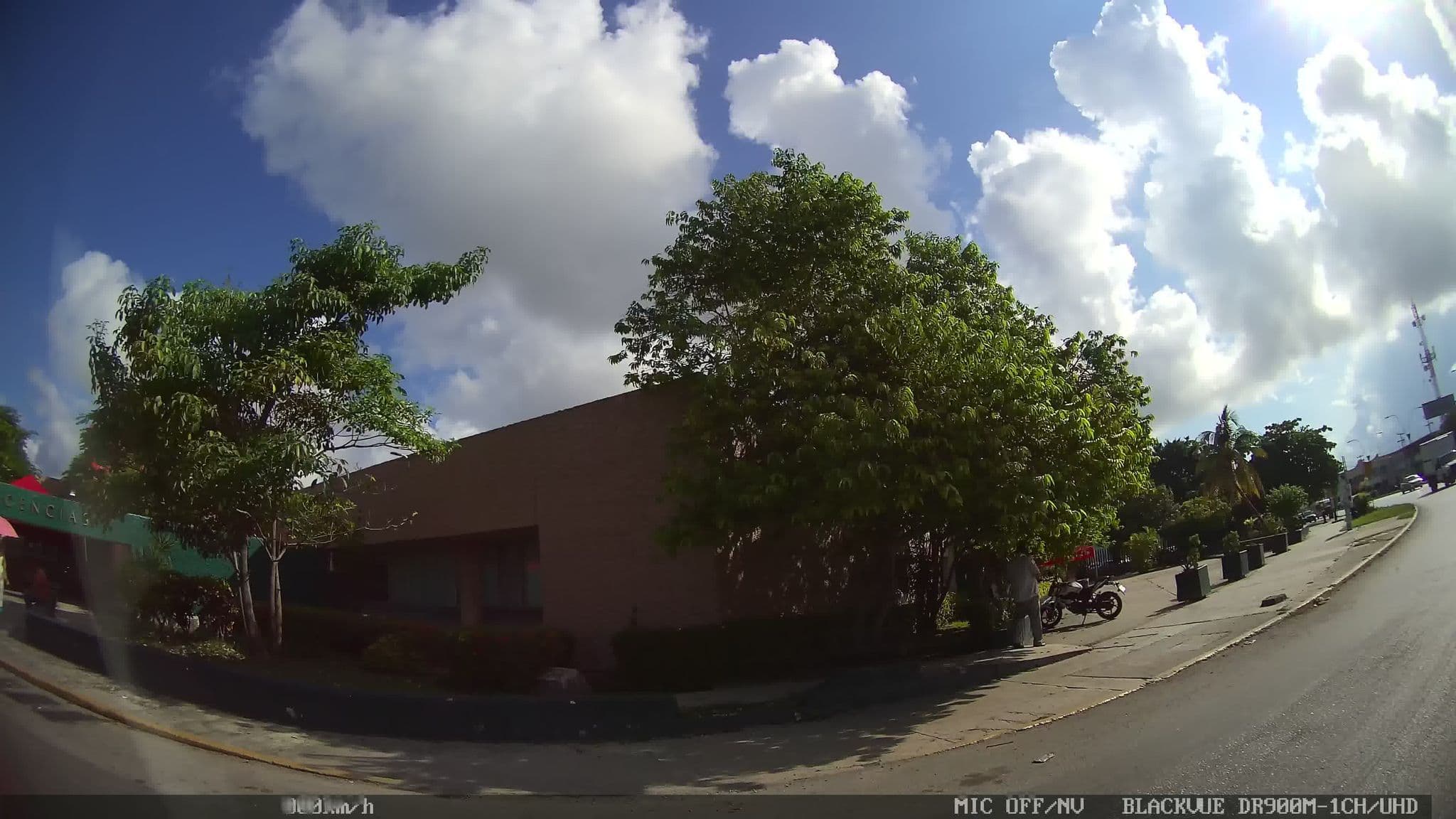 Street view near Asstuto Travel, Cancún — © kaart_2 (CC BY-SA · Mapillary)