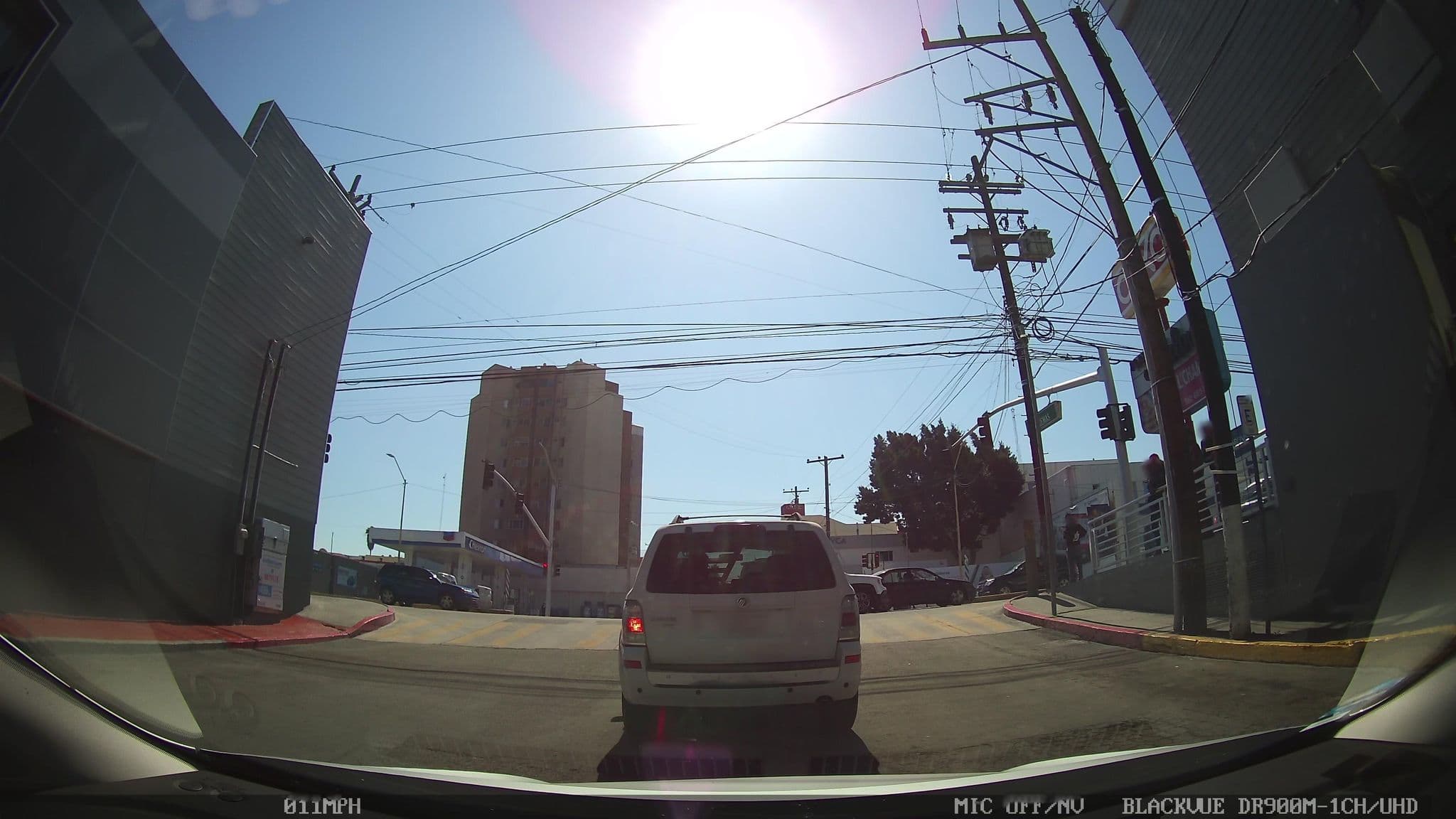 Street view near Baja Inn Hoteles, Tijuana — © kaart_2 (CC BY-SA · Mapillary)