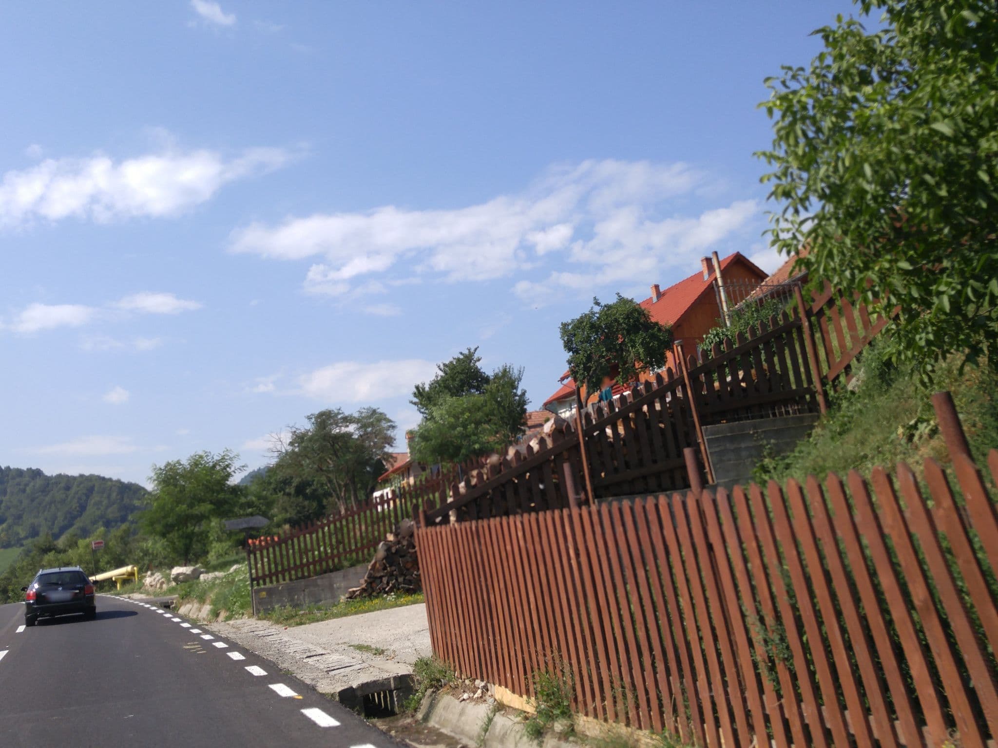 Street view near Casa Beethowen, Moeciu de Jos
