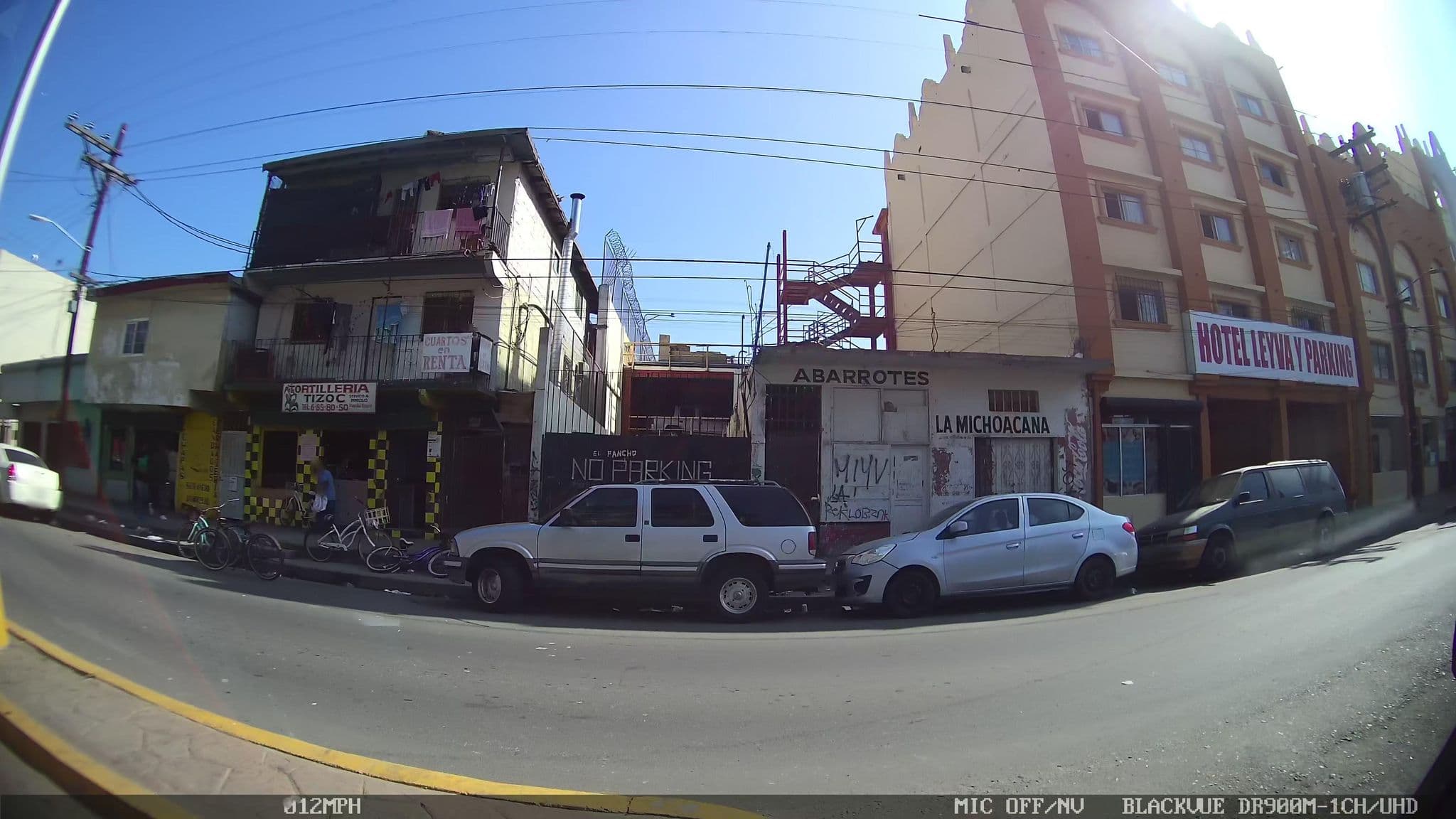 Street view near Guanajuato -hotel, Tijuana — © kaart_2 (CC BY-SA · Mapillary)