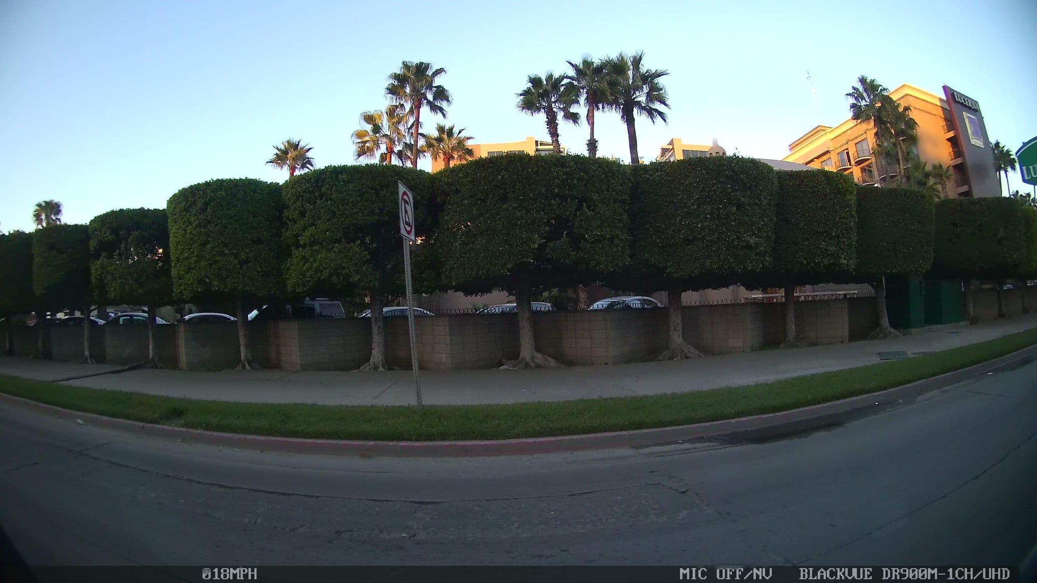 Street view near Hotel Lucerna Tijuana, Tijuana — © kaart_2 (CC BY-SA · Mapillary)