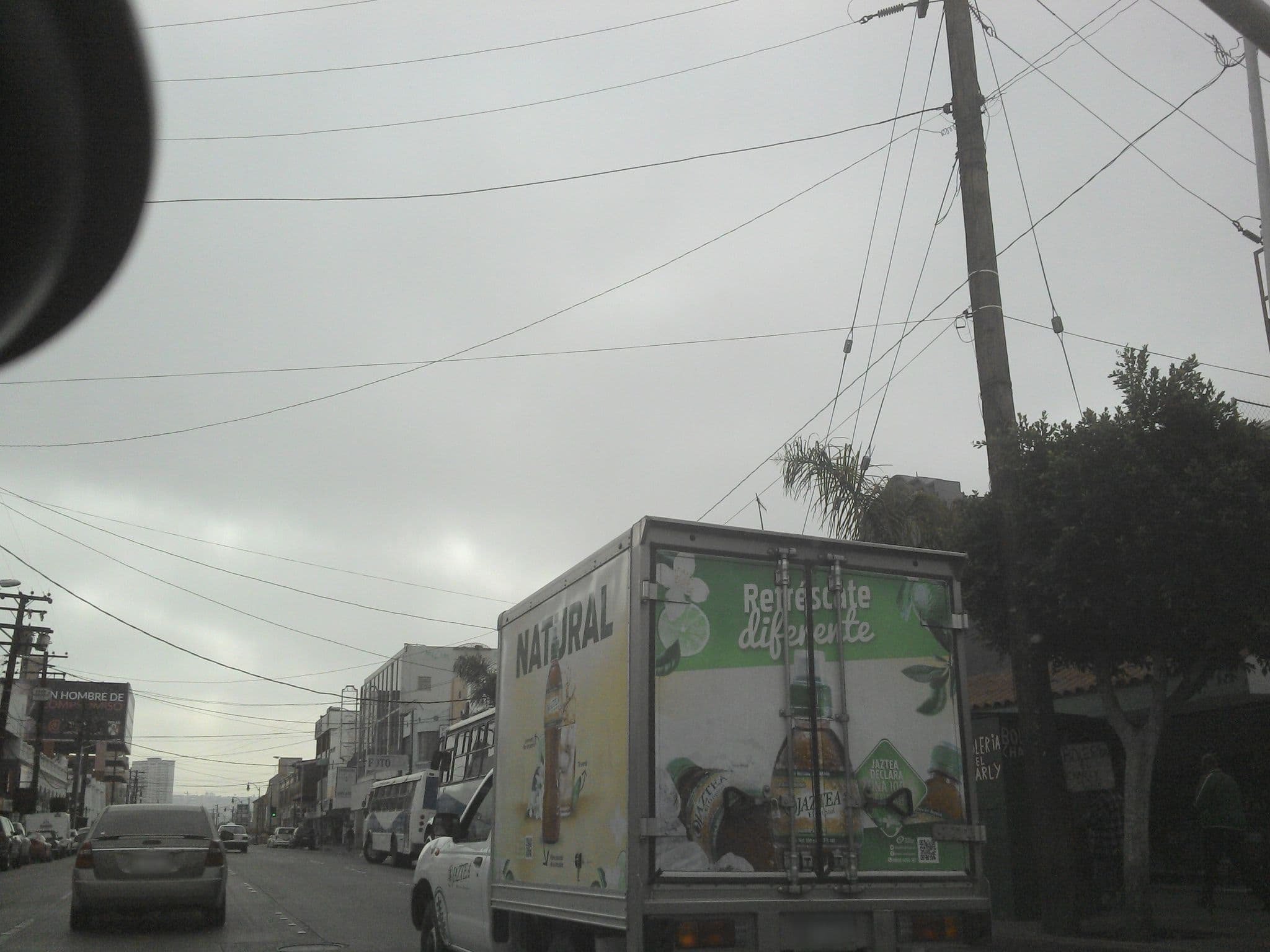 Street view near Hotel Hacienda del Pueblo, Tijuana — © luzmargaritas (CC BY-SA · Mapillary)