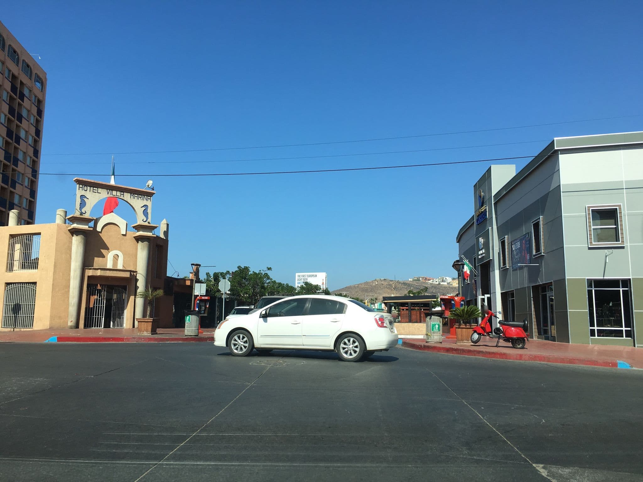 Street view near Baja Inn Cortez, Ensenada — © ccossio (CC BY-SA · Mapillary)